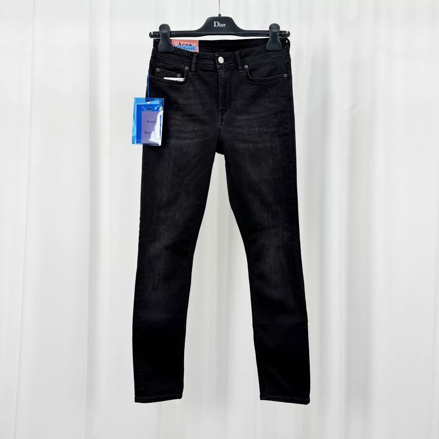 Acne Studios Acne Studios Black Washed Jeans Size 27" / US 4 / IT 40 - 1 Thumbnail
