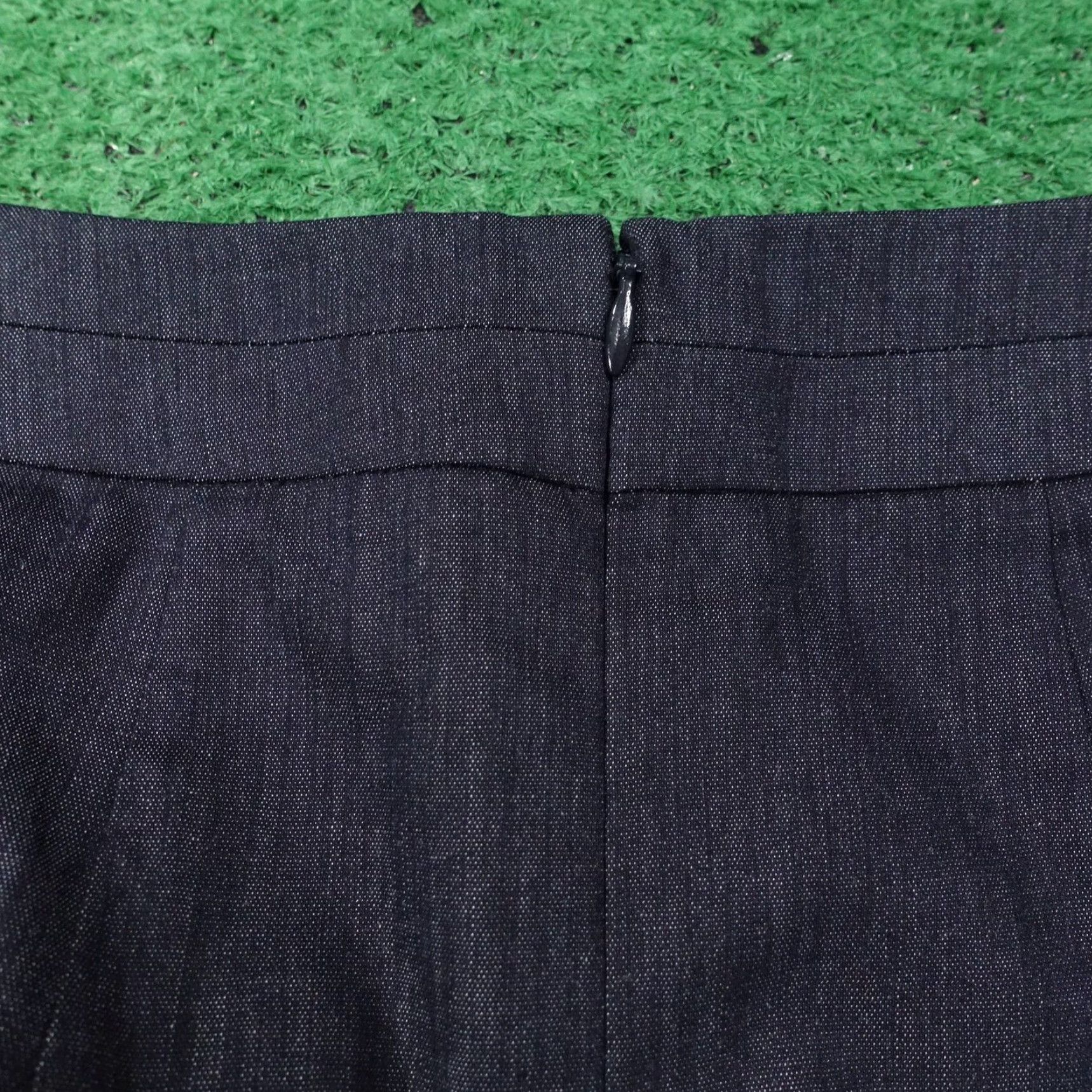 Loft LOFT Skirt Womens 2P Gray Knee Length Straight Pencil Zip Back Lined Pockets Denim Stretch 95% Cotton 5% Spandex Menus Fall Business Women Size 26" / US 2 / IT 38 - 4 Thumbnail