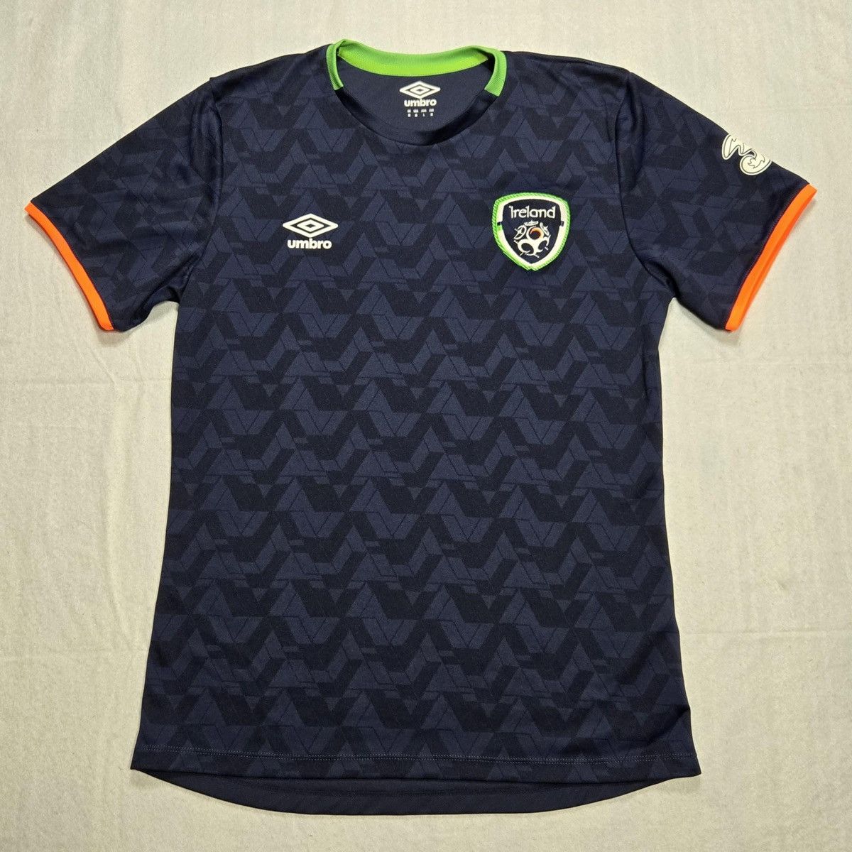 Umbro blue Umbro Ireland soccer Jersey Size US M / EU 48-50 / 2 - 1 Thumbnail