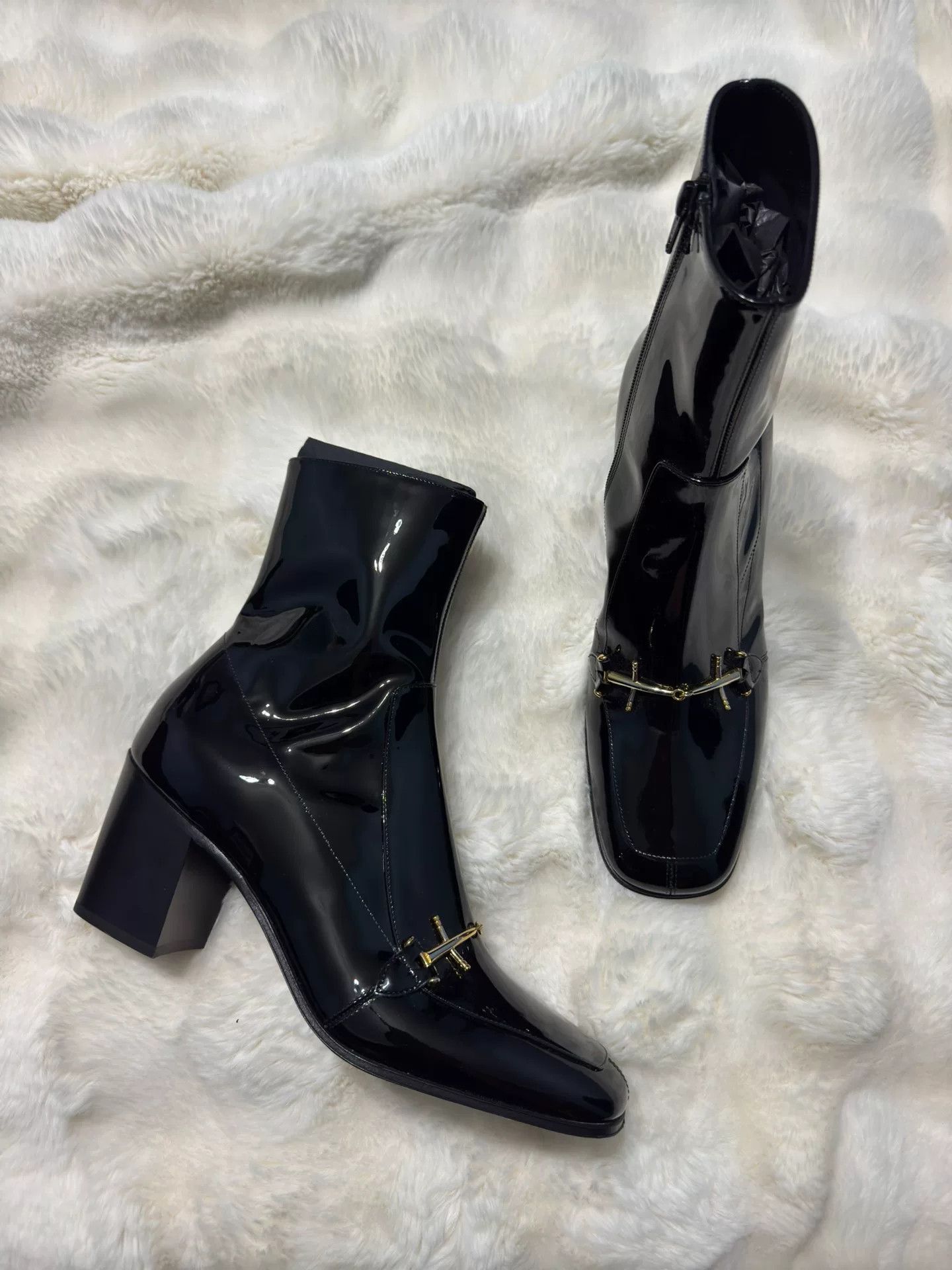 Yves Saint Laurent Saint Laurent Men's Patent Leather Boots Size US 10 / EU 43 - 1 Thumbnail
