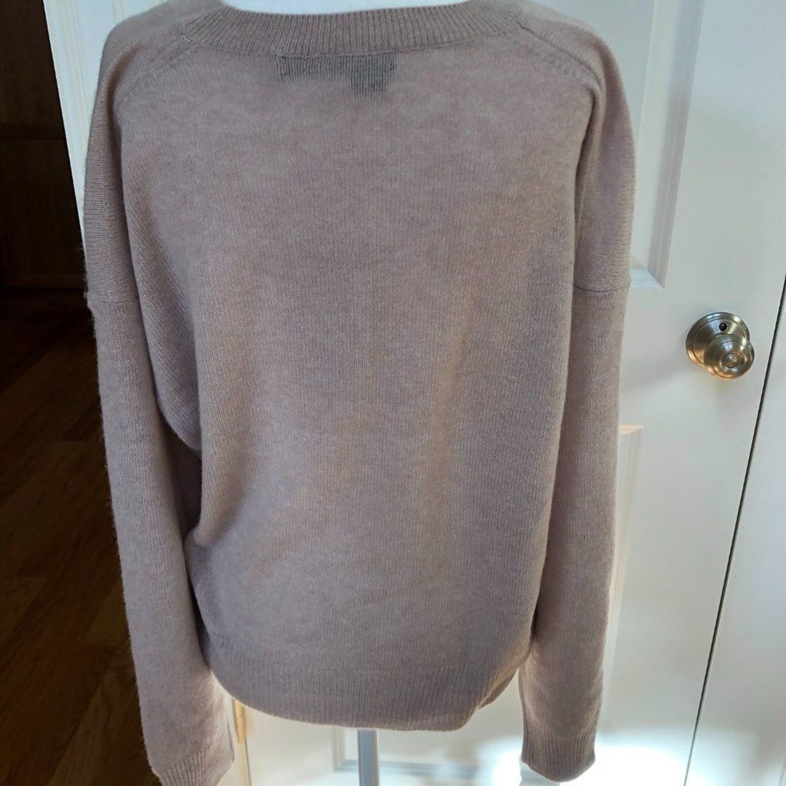 360Cashmere 360 Cashmere Adobe Pink V-neck Cashmere Sweater Size M / US 6-8 / IT 42-44 - 3 Thumbnail