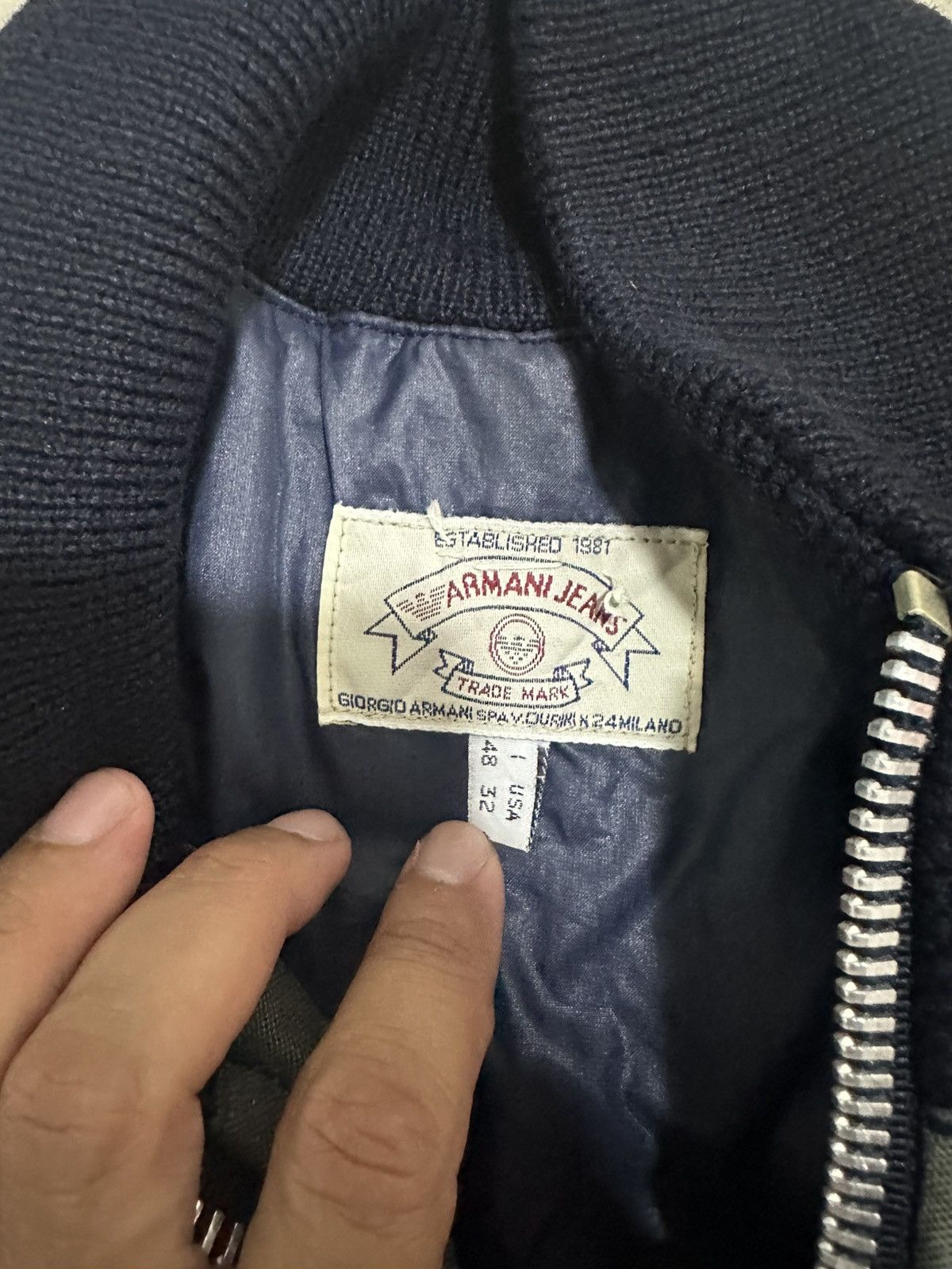 Giorgio Armani Vintage 80’s Armani Jeans Padded Bomber Jacket Oversized Size US M / EU 48-50 / 2 - 4 Thumbnail