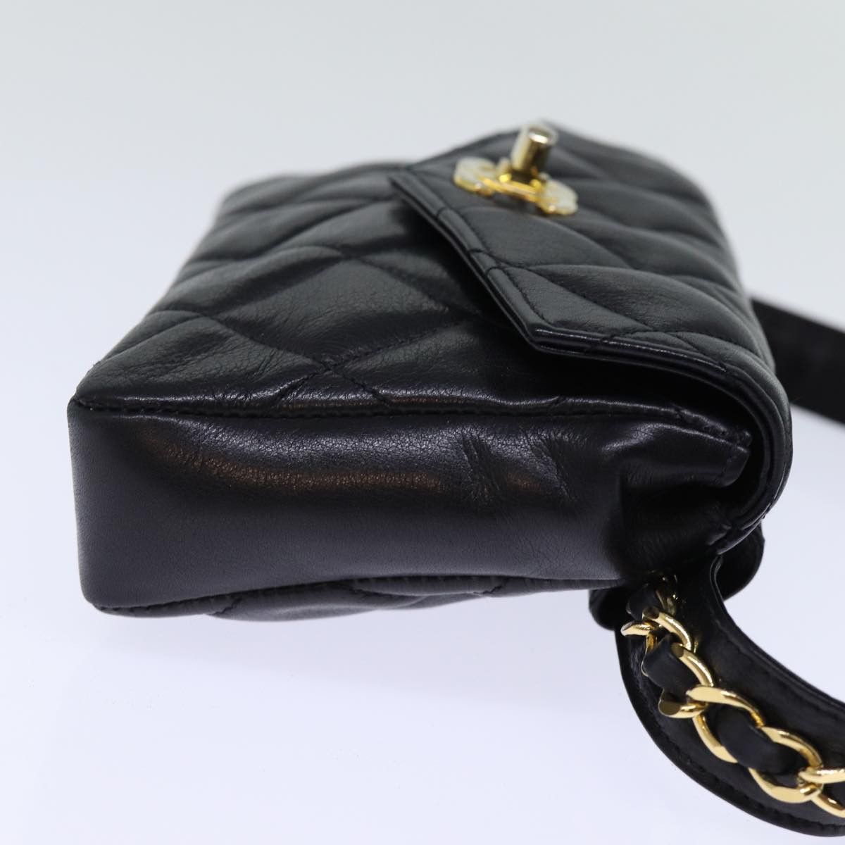 Chanel CHANEL Matelasse Turn Lock Waist Bag Leather Black CC Size ONE SIZE - 3 Thumbnail