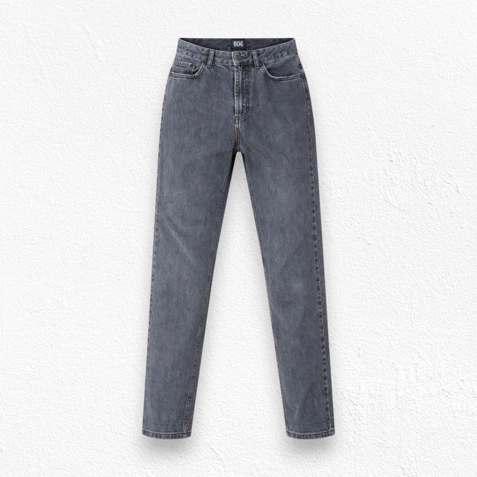 Bdg BDG Black Wash High Waisted Mom Fit Jeans Size 26 Size 26" / US 2 / IT 38 - 1 Thumbnail