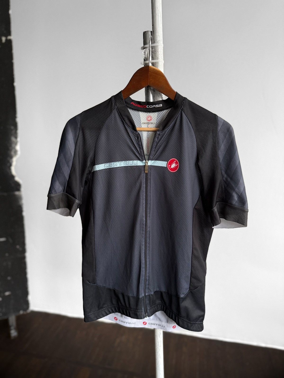 Other Castelli Rosso Corsa Womens Black Full Zip Cycling Jersey Size XL / US 12-14 / IT 48-50 - 1 Thumbnail