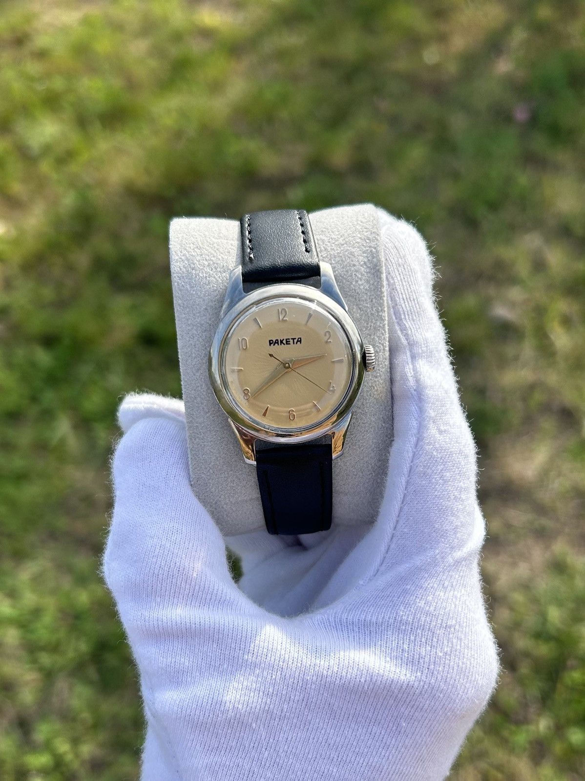 Vintage Vintage Watch Raketa USSR Soviet Mechanical 1950s Size ONE SIZE - 1 Thumbnail