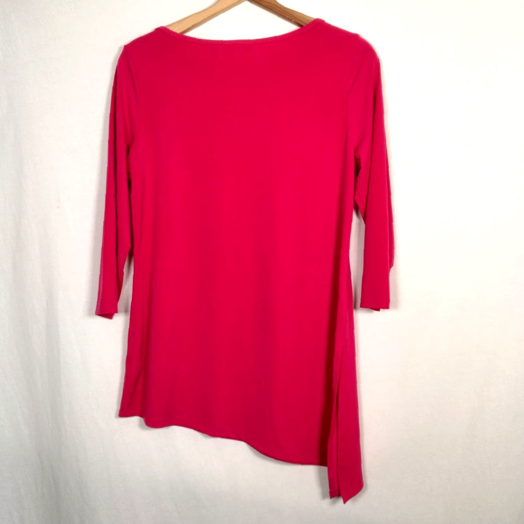 Vintage Susan Graver Shirt Small Hot Pink Liquid Knit Asymmetrical Hem 3/4 Slv Tunic Women Regular Pink Modern Classic Casual Party/Cocktail Shirt Womens Size S / US 4 / IT 40 - 2 Thumbnail
