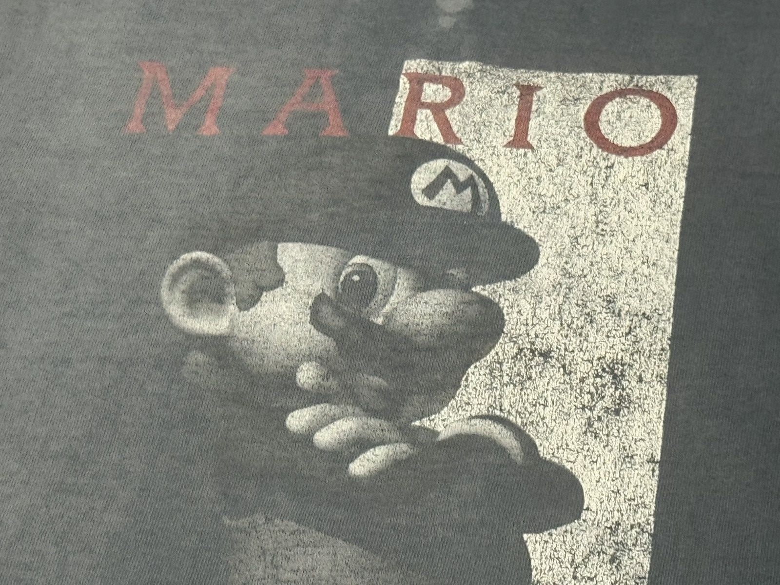 Vintage Thrashed Vintage 2000s Super Mario Scarface T-Shirt Size US L / EU 52-54 / 3 - 3 Thumbnail