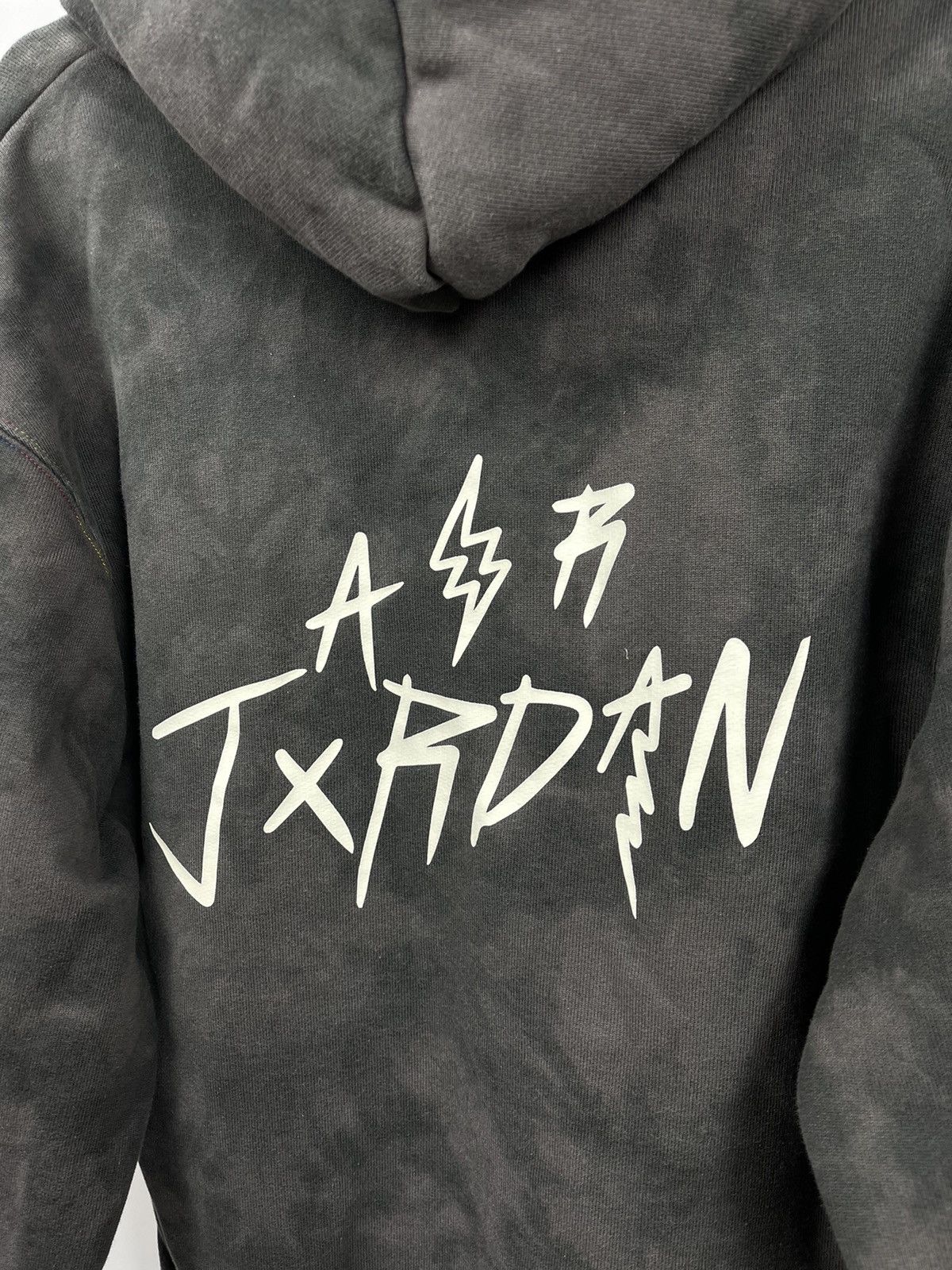 J Balvin × Jordan Brand × Nike Nike Air Jordan x J Balvin Fleece Hoodie SIZE Small Black Size US S / EU 44-46 / 1 - 7 Thumbnail