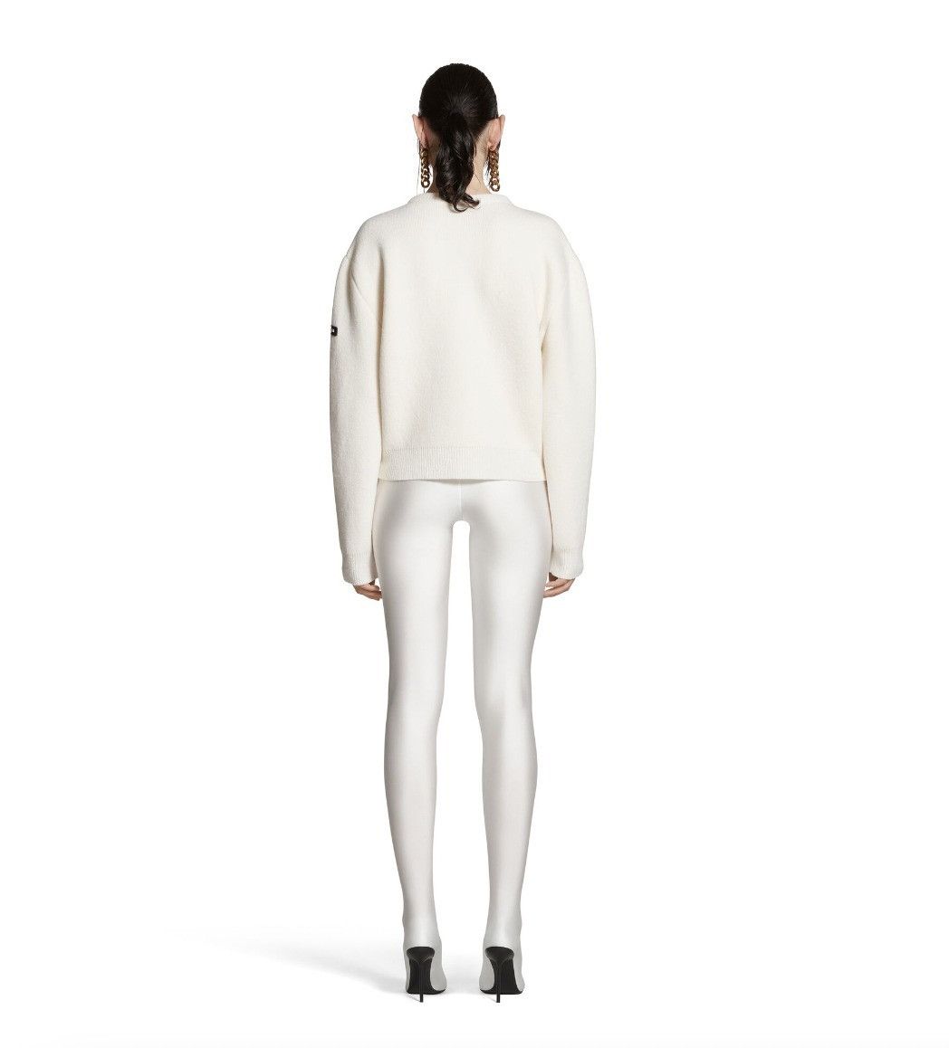 Balenciaga o1srvl11e1025 Sweater in White Size S / US 4 / IT 40 - 6 Thumbnail
