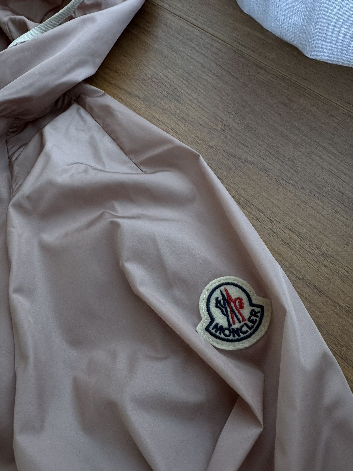 Moncler Moncler jacket Size M / US 6-8 / IT 42-44 - 4 Thumbnail