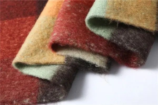 Japanese Brand × Vintage Fashion Plaid Winter Hairy Bufanda Scarves Size ONE SIZE - 4 Thumbnail