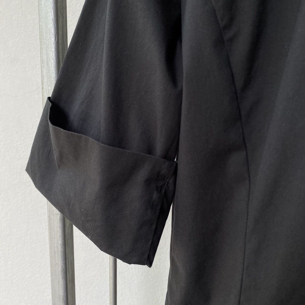 Max Mara Max Mara Black Fitted Cotton Ruffle Collar Shirt Size M / US 6-8 / IT 42-44 - 8 Thumbnail