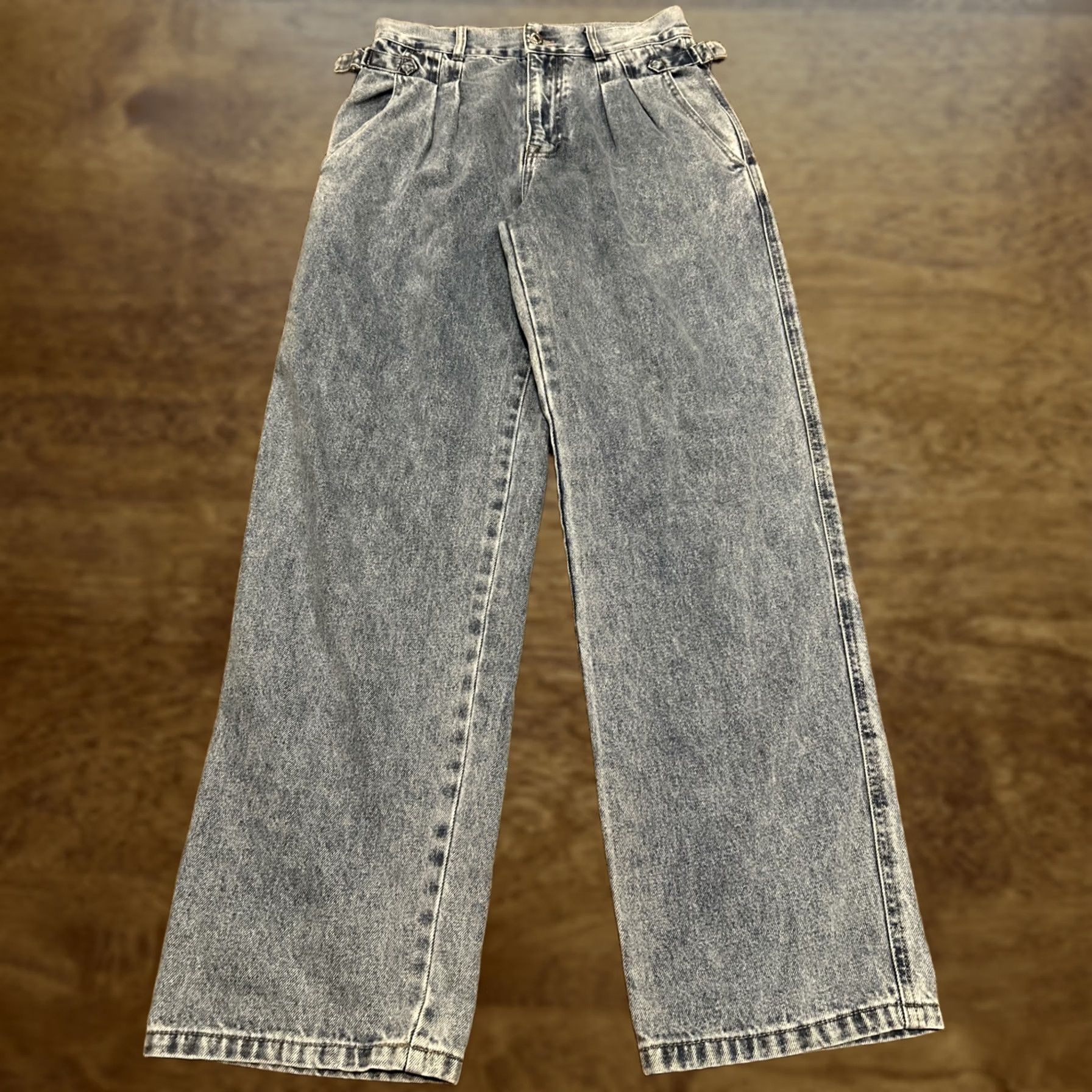 Forever 21 FOREVER 21 Jeans Women’s Size 27 Cotton Denim Barrel Leg Straight 31in Inseam Blue A12 Mens Womens Girls Size 27" / US 4 / IT 40 - 1 Thumbnail