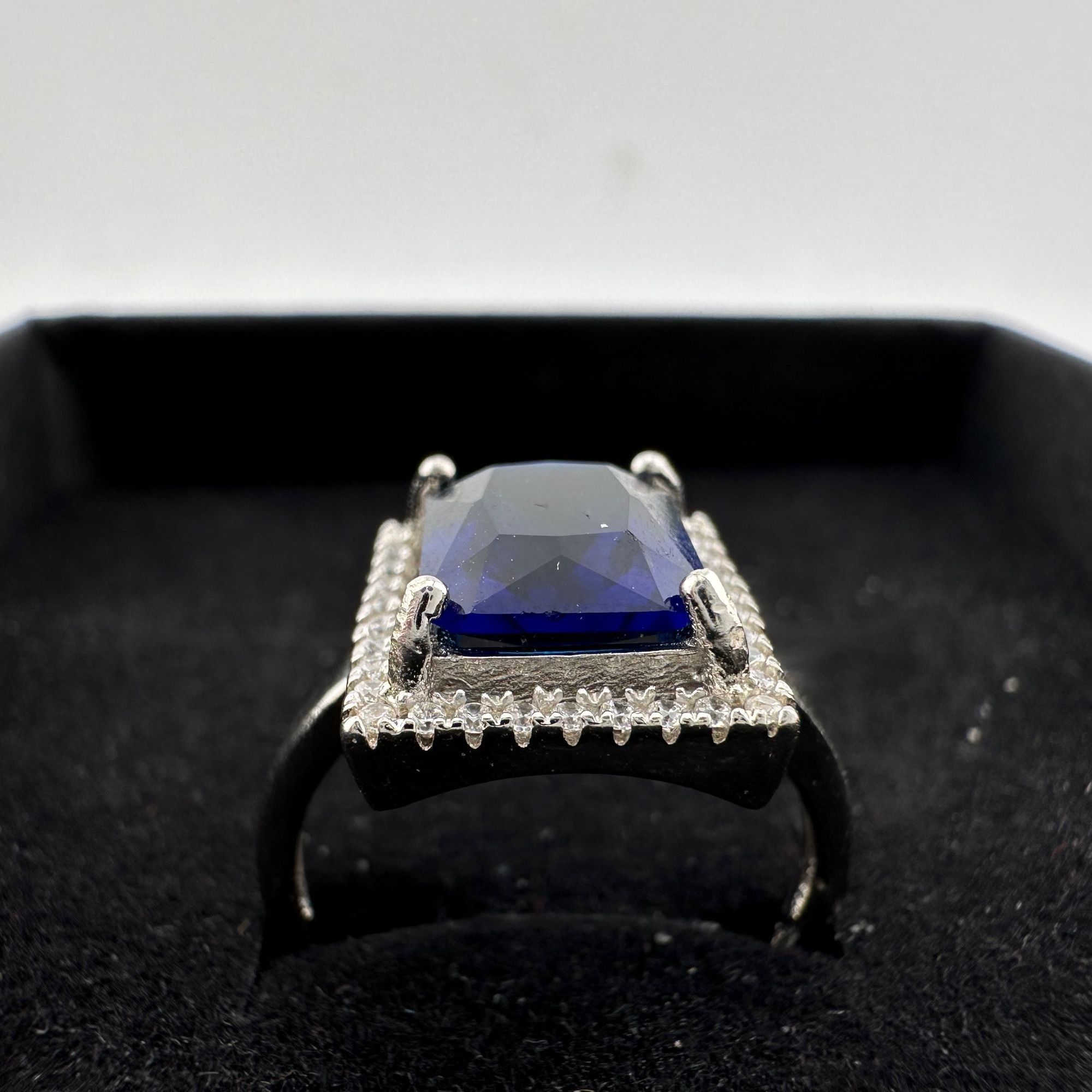 Other 4.10 Carat Lab Created Deep Blue & White Sapphire Ring Size Size ONE SIZE - 14 Thumbnail