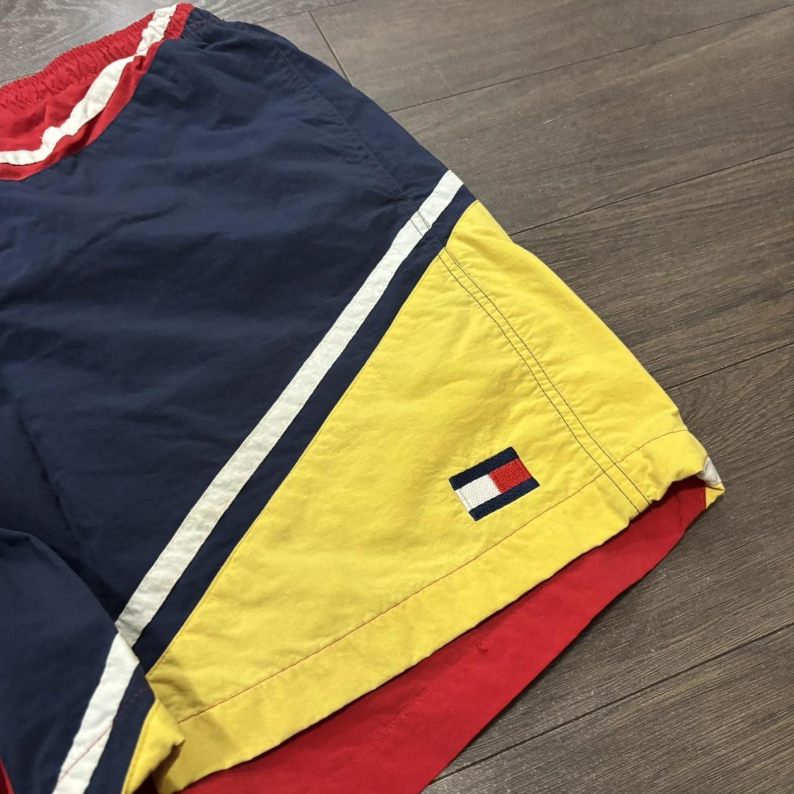 Tommy Hilfiger Vintage Tommy Hilfiger colour block swim shorts 90s XL Size US 36 / EU 52 - 2 Thumbnail
