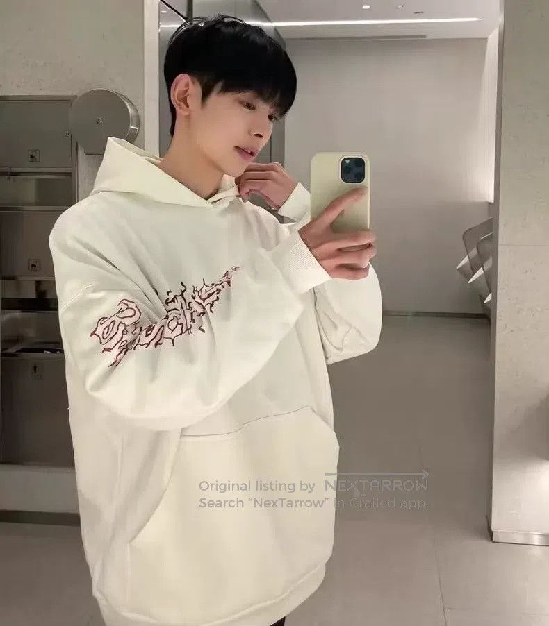 Balenciaga Balenciaga White Flame Pattern Logo Letter Printed Cotton Size US M / EU 48-50 / 2 - 8 Thumbnail