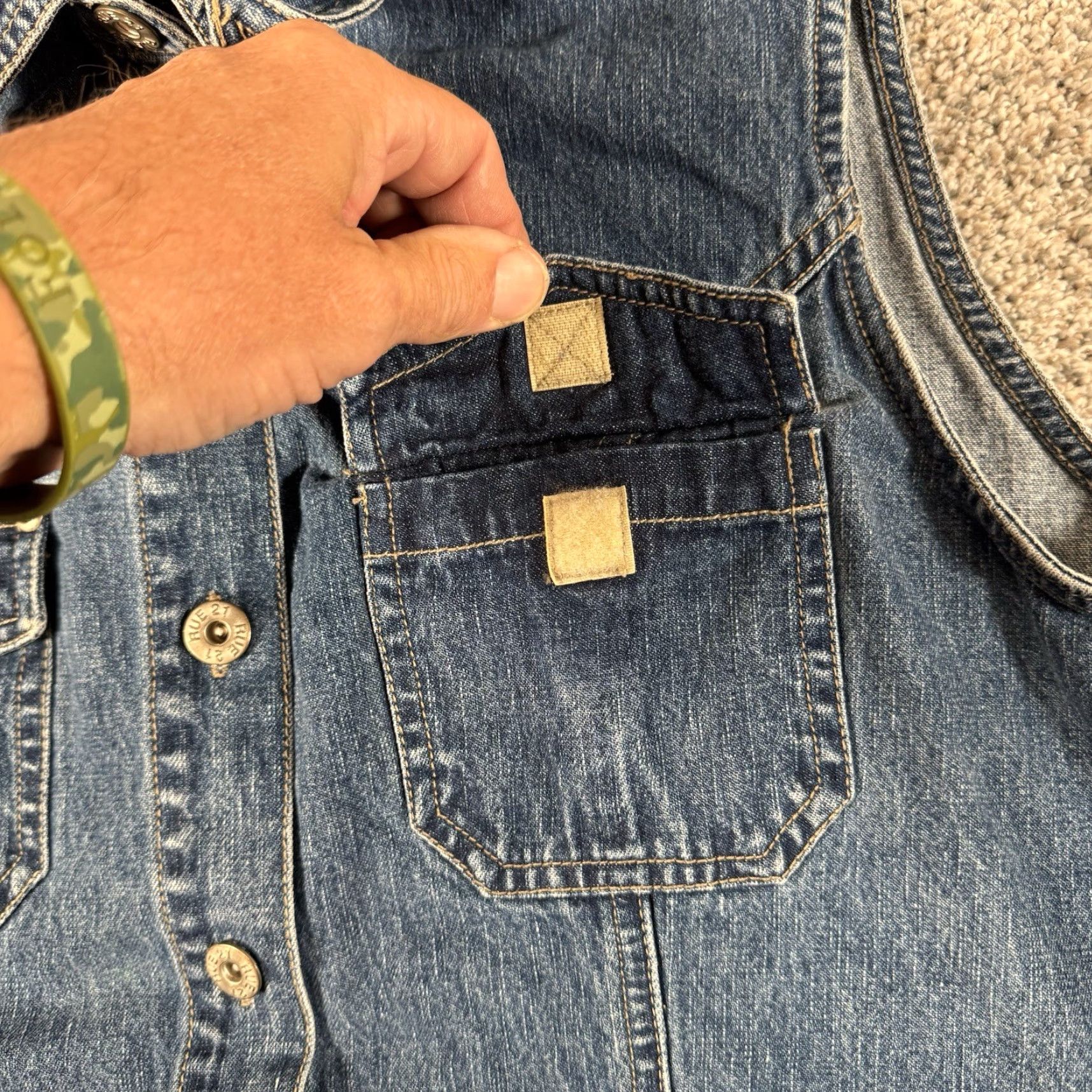 Vintage VINTAGE Rue 21 Denim Button Front Dress L Shirt Dress Women Blue 100% Cotton Knee Length Western Retro Mallcore Streetwear Size L / US 10 / IT 46 - 5 Thumbnail