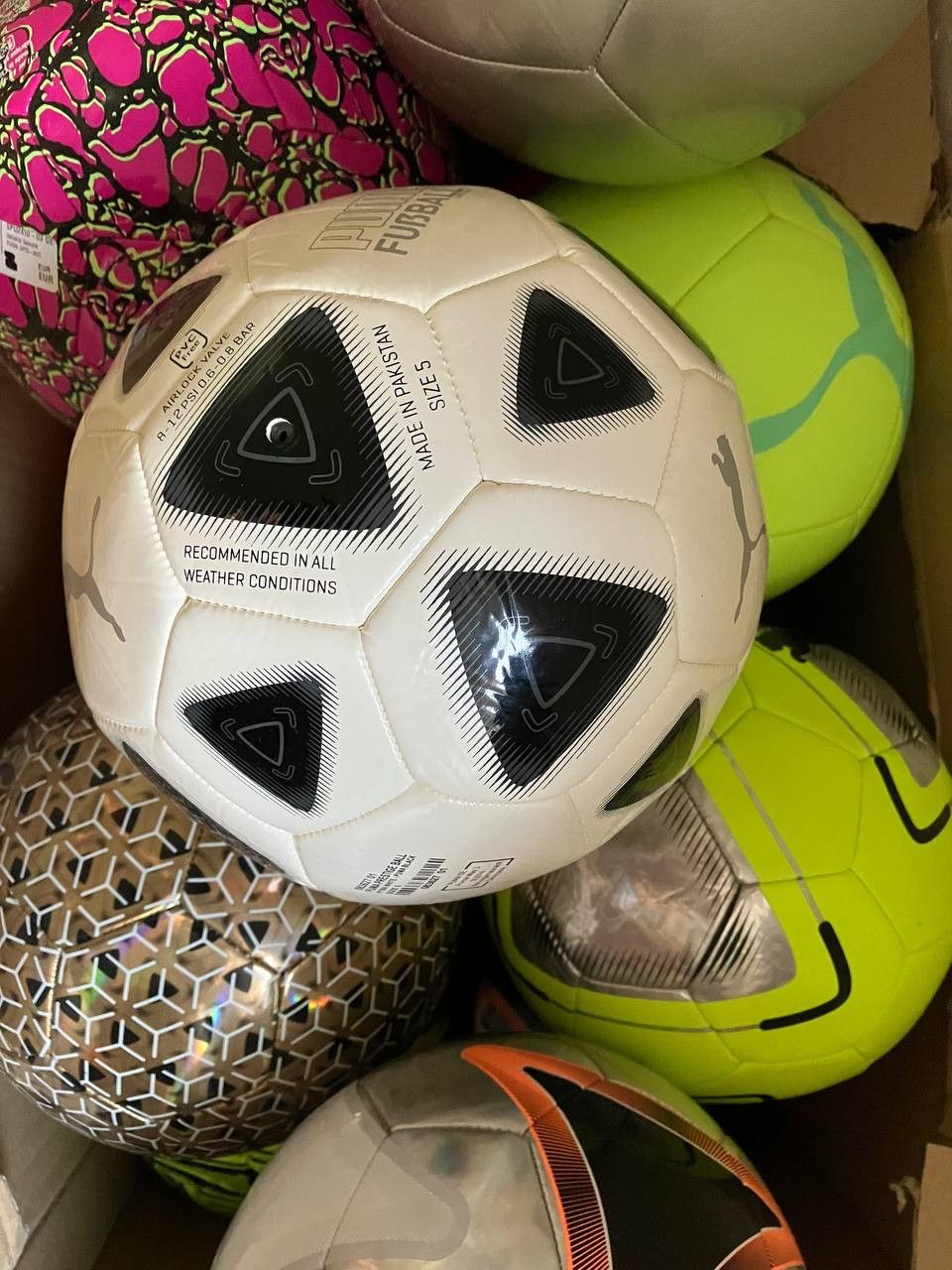 Puma Puma Ball Big Logo Football Italia Italy Euro 084557-06 Size ONE SIZE - 5 Thumbnail