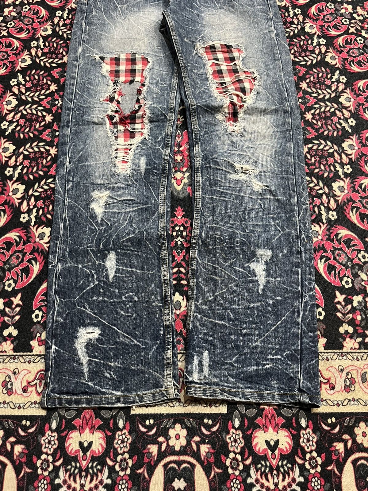 Hysteric Glamour Japanese Brand Tartan Patches Pocket Studded Crack Blue Jean Size US 31 - 7 Thumbnail