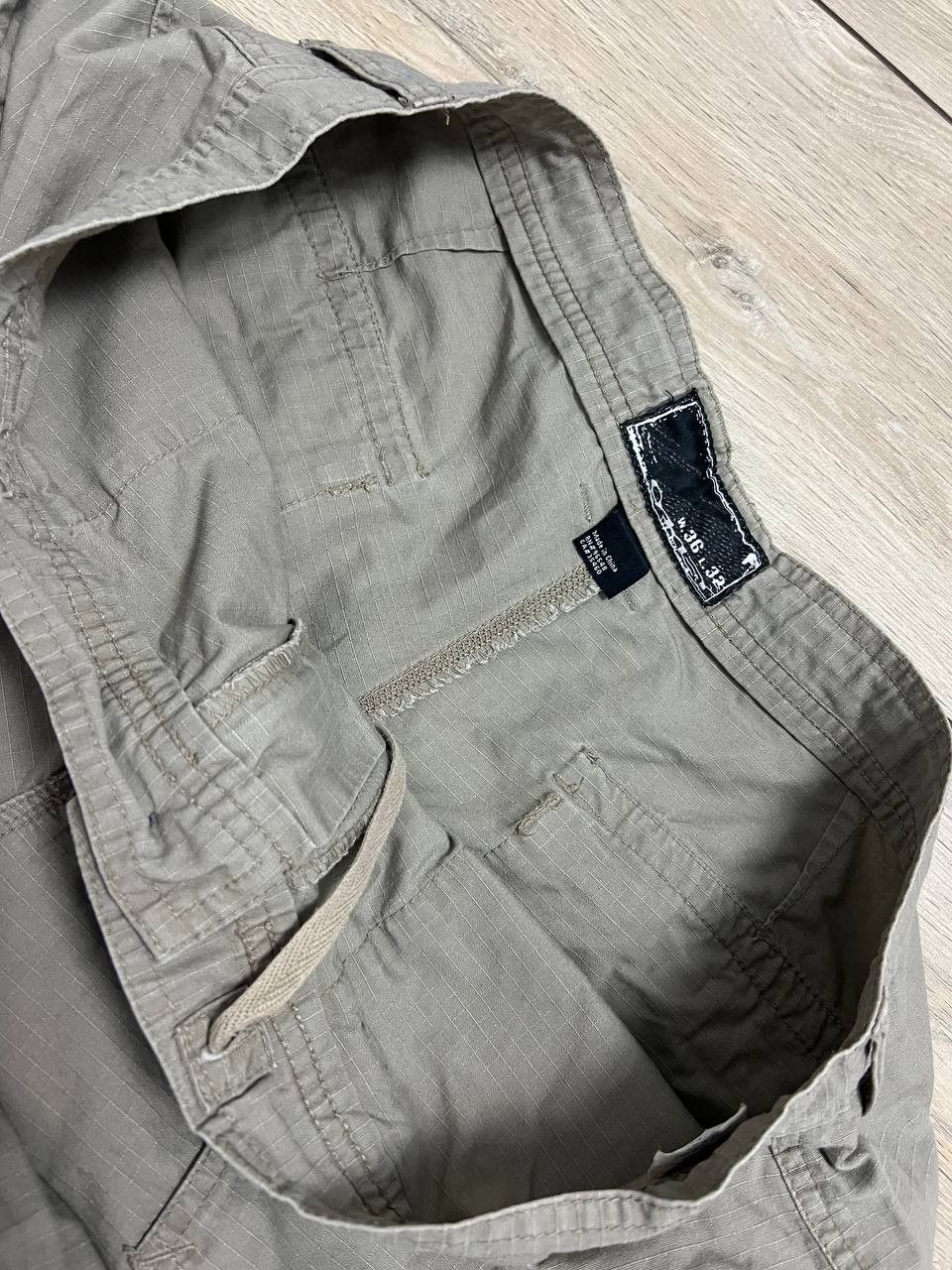 Oakley Vintage Oakley Y2K Cargo Pants Trousers Military W 36 L 32 Size US 36 / EU 52 - 9 Thumbnail