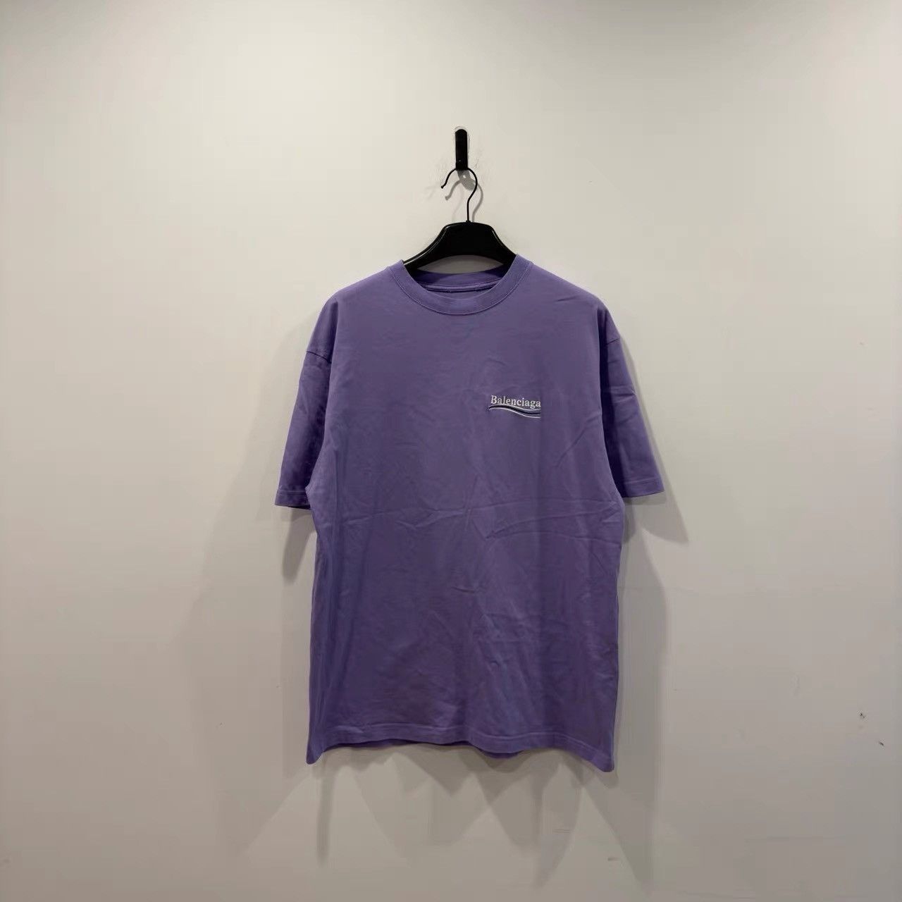 Balenciaga Balenciaga Purple Embroidered Wave Short Sleeve K28 Size US M / EU 48-50 / 2 - 1 Thumbnail
