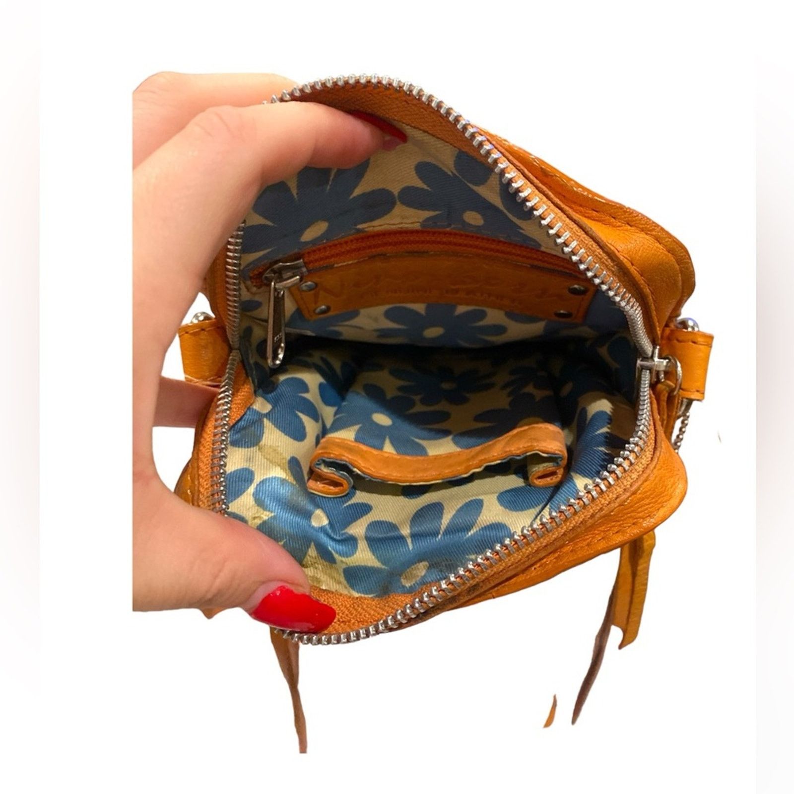 Other Nino Bossi GENUINE LEATHER Crossbody Tan Brown Zipper Bag Size ONE SIZE - 7 Thumbnail
