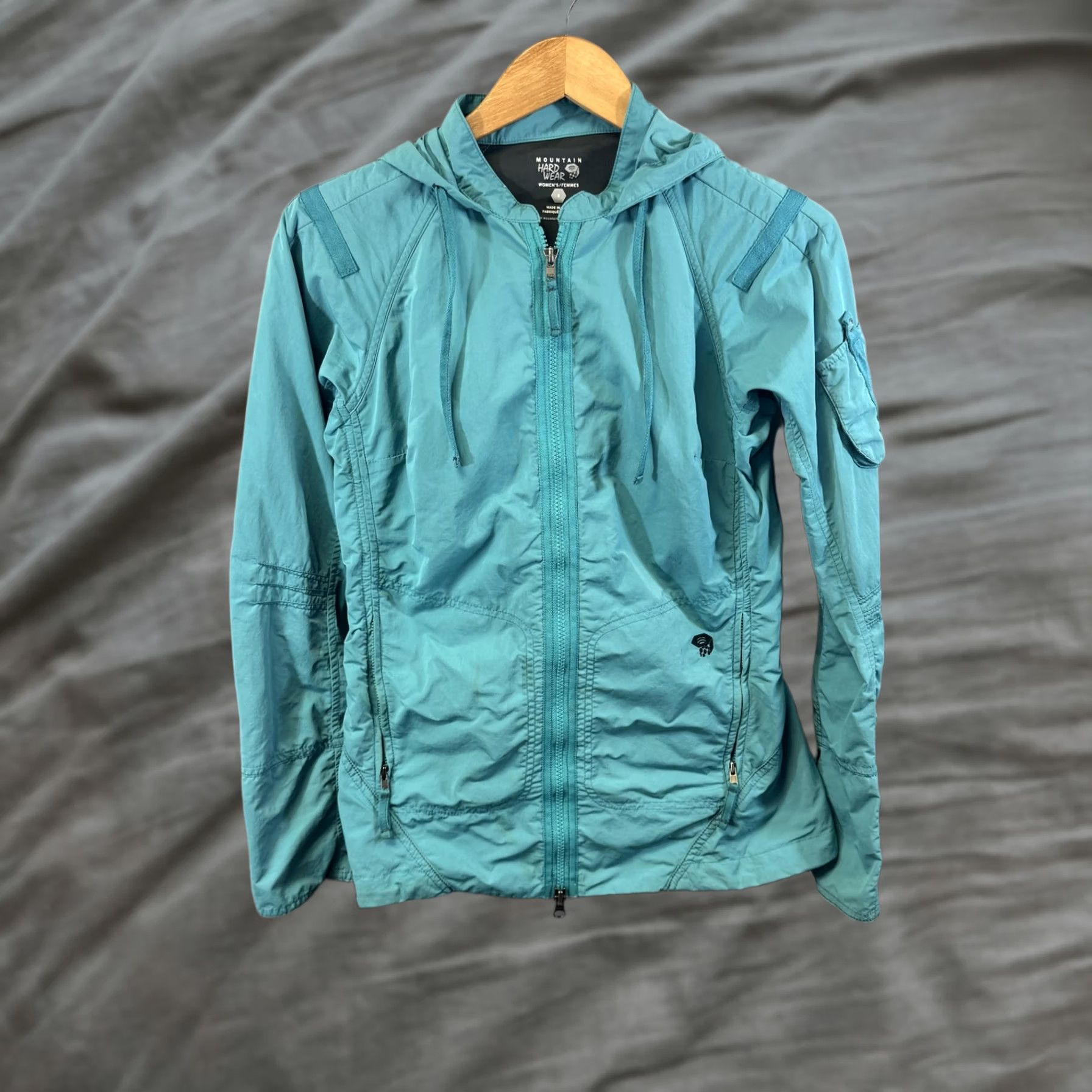 Mountain Hardwear Mountain Hardwear Jacket Womens 8 Teal Hooded Full Zip Lightweight Windbreaker Jacket Womens 8 Teal Hooded Full Zip Lightweight Windbreaker Size M / US 6-8 / IT 42-44 - 1 Thumbnail
