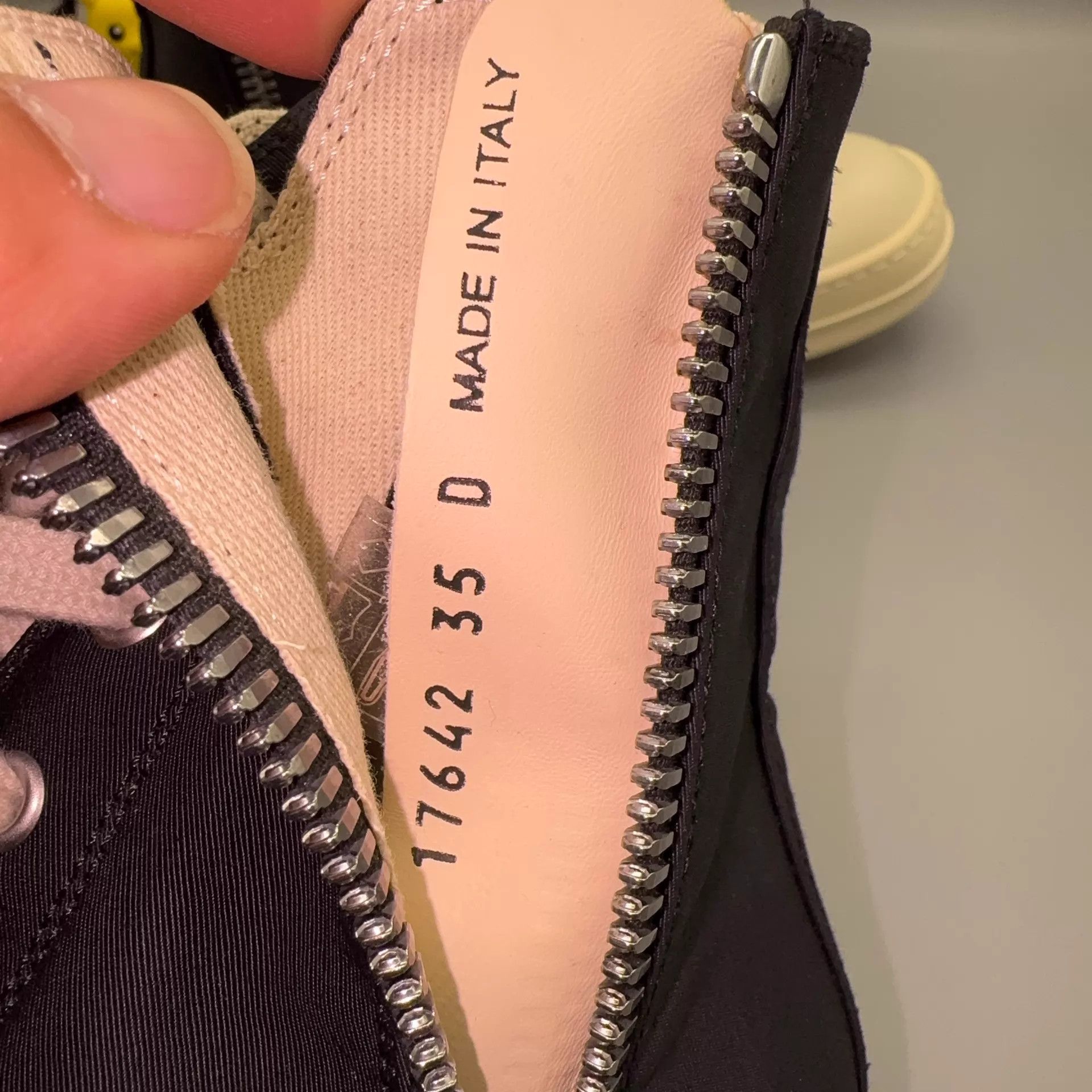 Rick Owens RICK OWENS Women's Black Size 35 Shoes Size US 4.5 / IT 34.5 - 7 Thumbnail