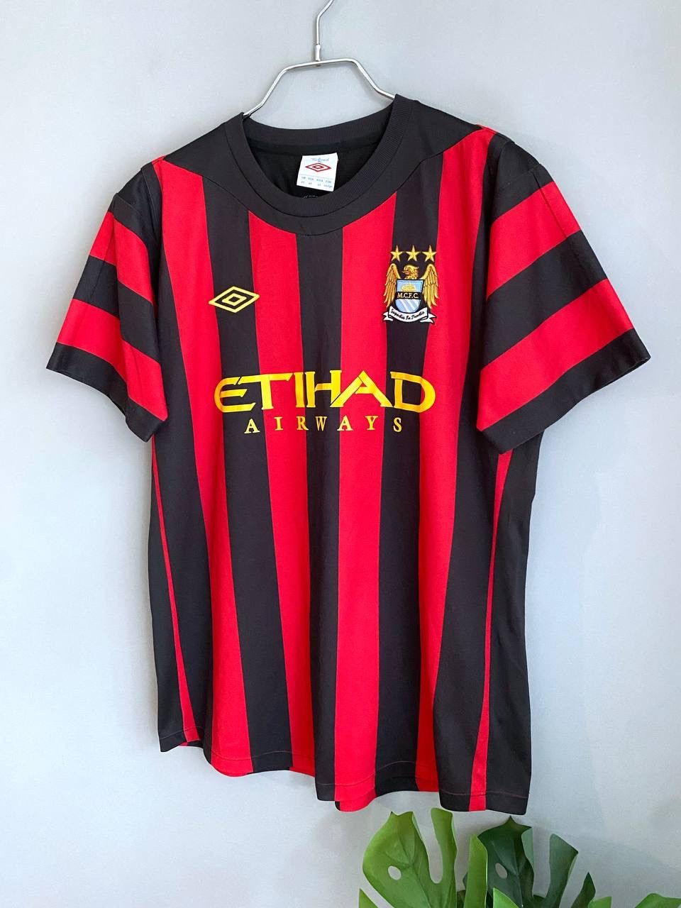 Umbro Manchester City 2011/2012 Away Football Soccer Jersey Size S Size US S / EU 44-46 / 1 - 3 Thumbnail