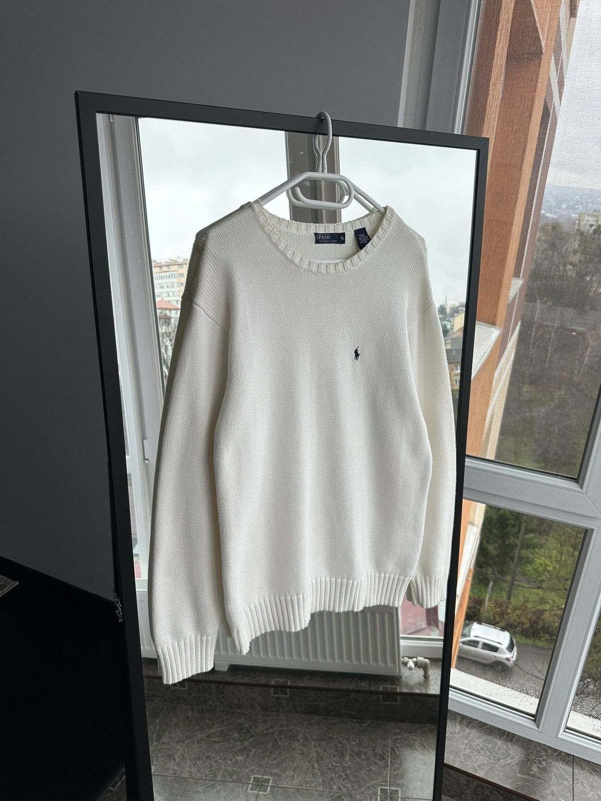 Polo Ralph Lauren Vintage Polo Ralph Lauren White Knitted Sweater Japan Sz XL Size US XL / EU 56 / 4 - 1 Thumbnail