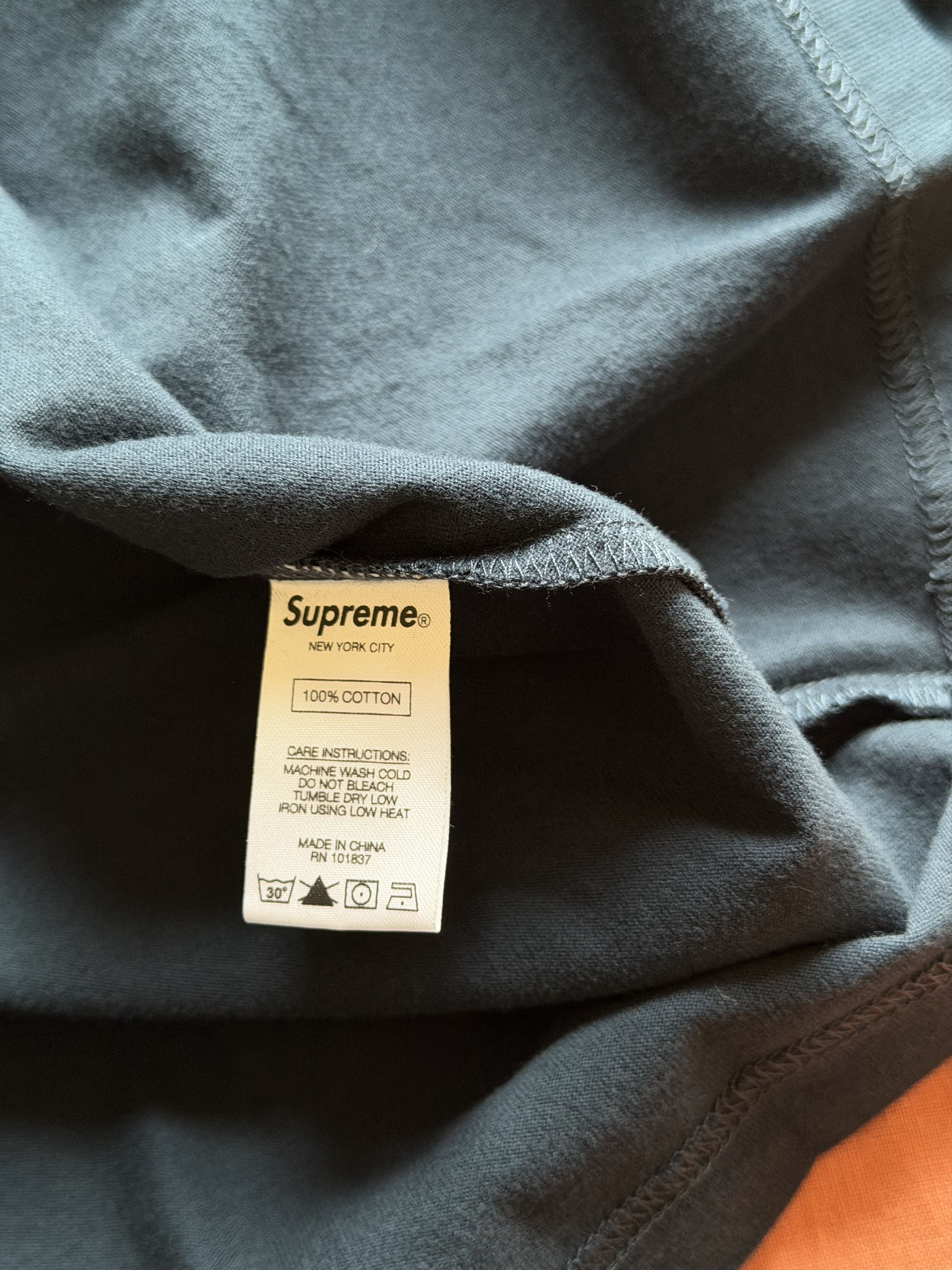 Supreme Supreme SS18 Bevel Long Sleeve Top in Navy Size US L / EU 52-54 / 3 - 8 Thumbnail