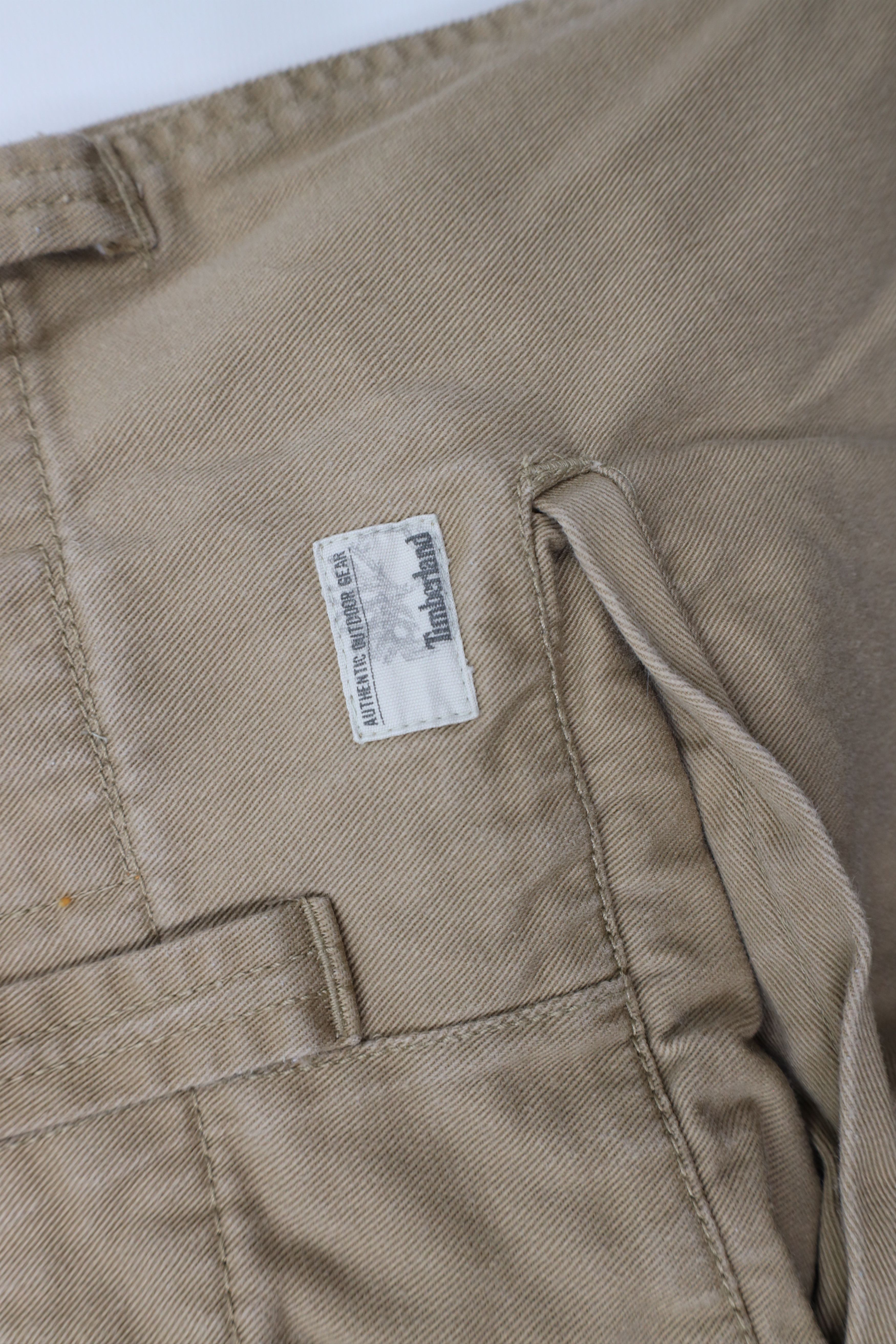 Timberland × Vintage Vintage Timberland Heavyweight Cotton Twill Shorts Beige Size US 38 / EU 54 - 12 Thumbnail