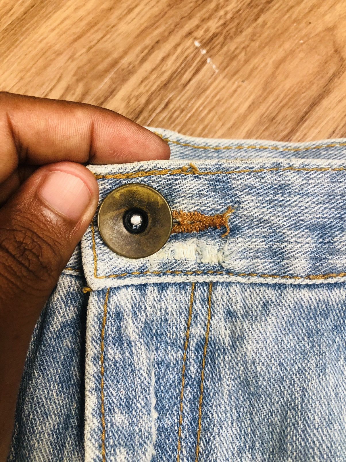 Japanese Brand EXHIBITIONIST Ripped Distressed Light Wash Jeans (37) Size US 31 - 9 Thumbnail