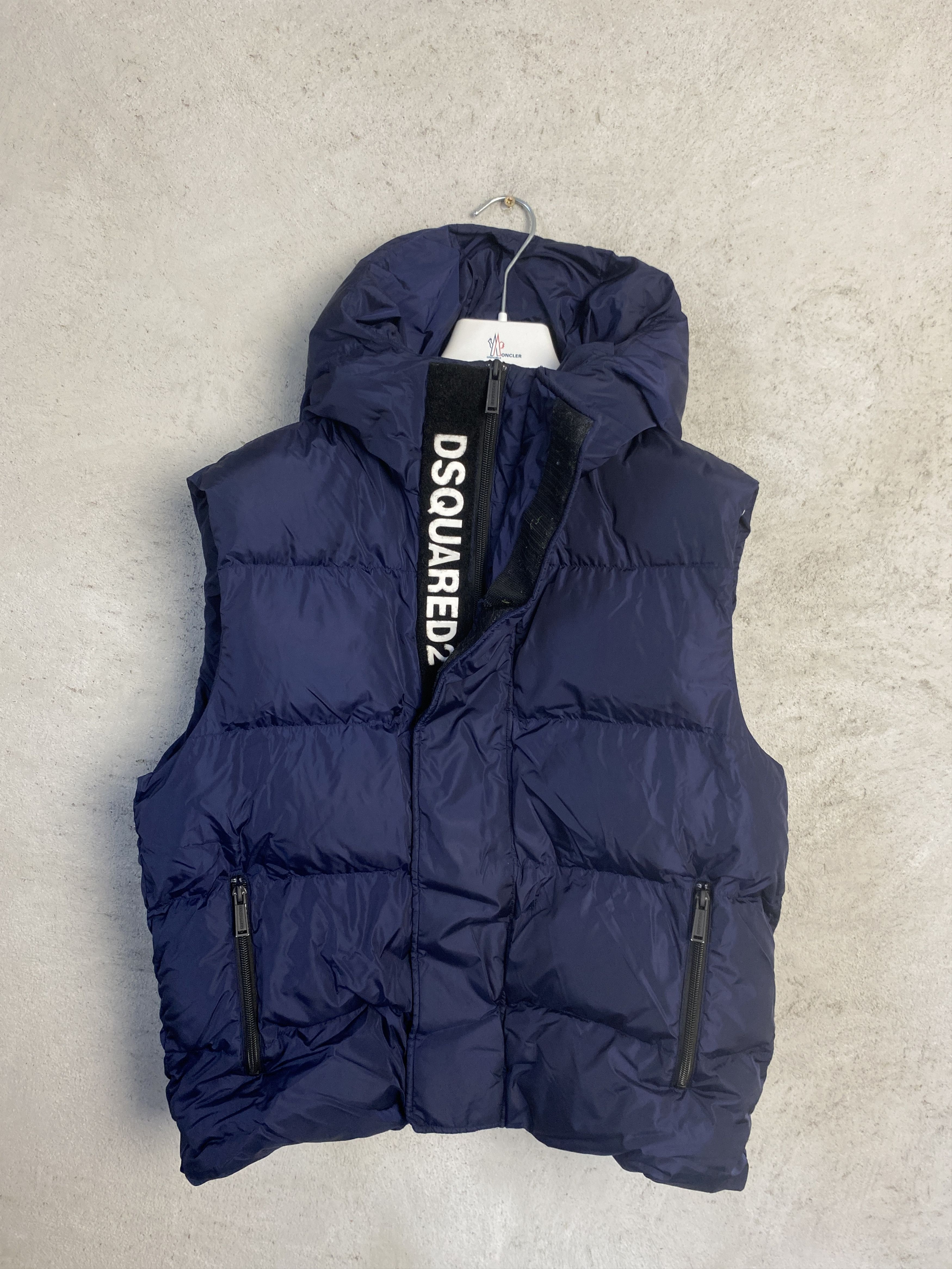 Dsquared2 Dsquared2 rear logo hooded puffer jacket vest Size US S / EU 44-46 / 1 - 1 Thumbnail