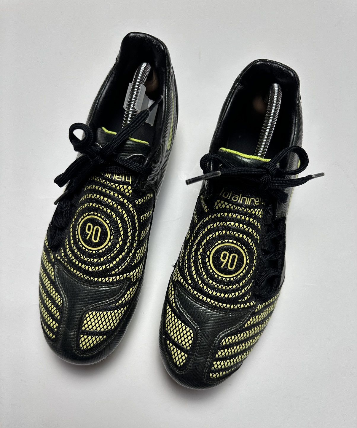 Nike × Vintage Vintage Nike total 90 Soccer boots size US9 rare Size US 9 / EU 42 - 2 Thumbnail