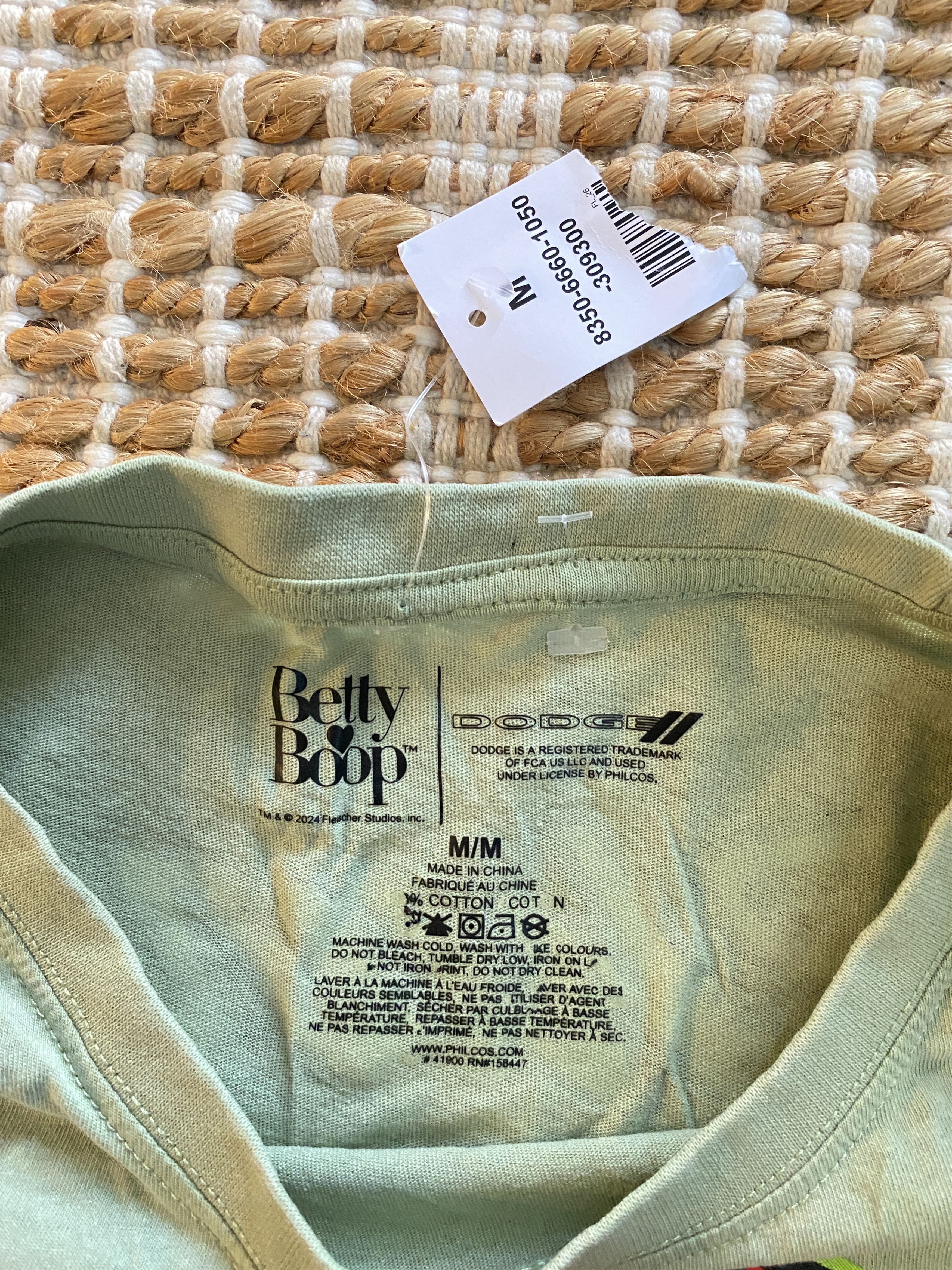 Other Betty Boop Dodge Charger T-Shirt – Light Green (NWT) Size US M / EU 48-50 / 2 - 6 Thumbnail
