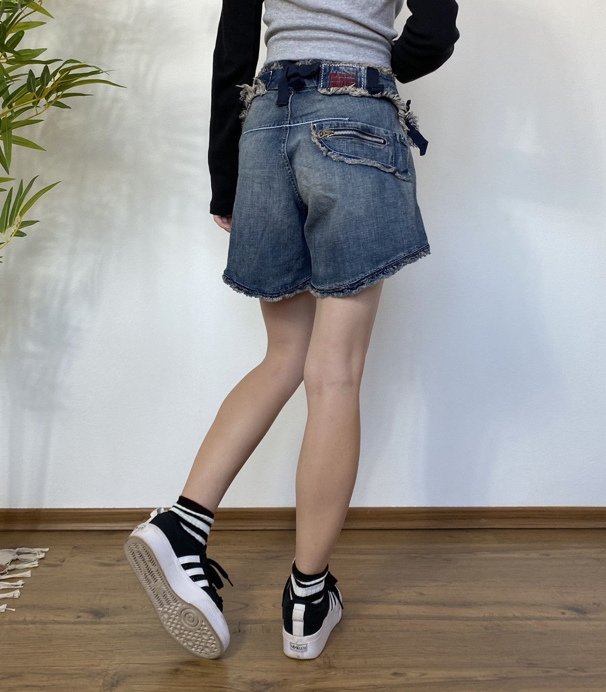 Marithe + Francois Girbaud 💮MARITHE FRANCOIS GIRBAUD DENIM SHORTS💮 Size 36" / US 14 / IT 50 - 2 Thumbnail