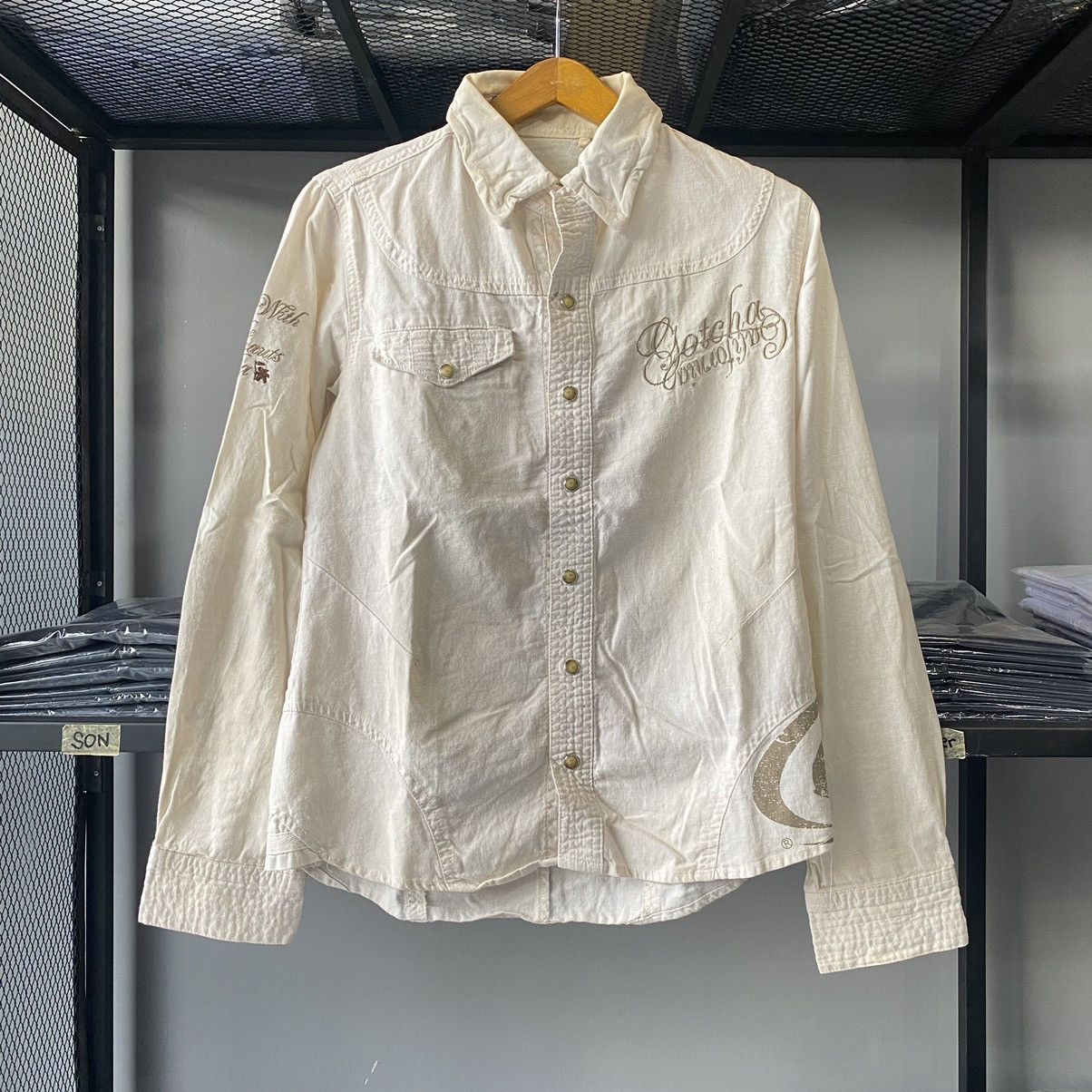 If Six Was Nine × Japanese Brand × Le Grande Bleu (L.G.B.) Japanese GOA Style Gotcha California Button Up Shirt Size US S / EU 44-46 / 1 - 1 Thumbnail