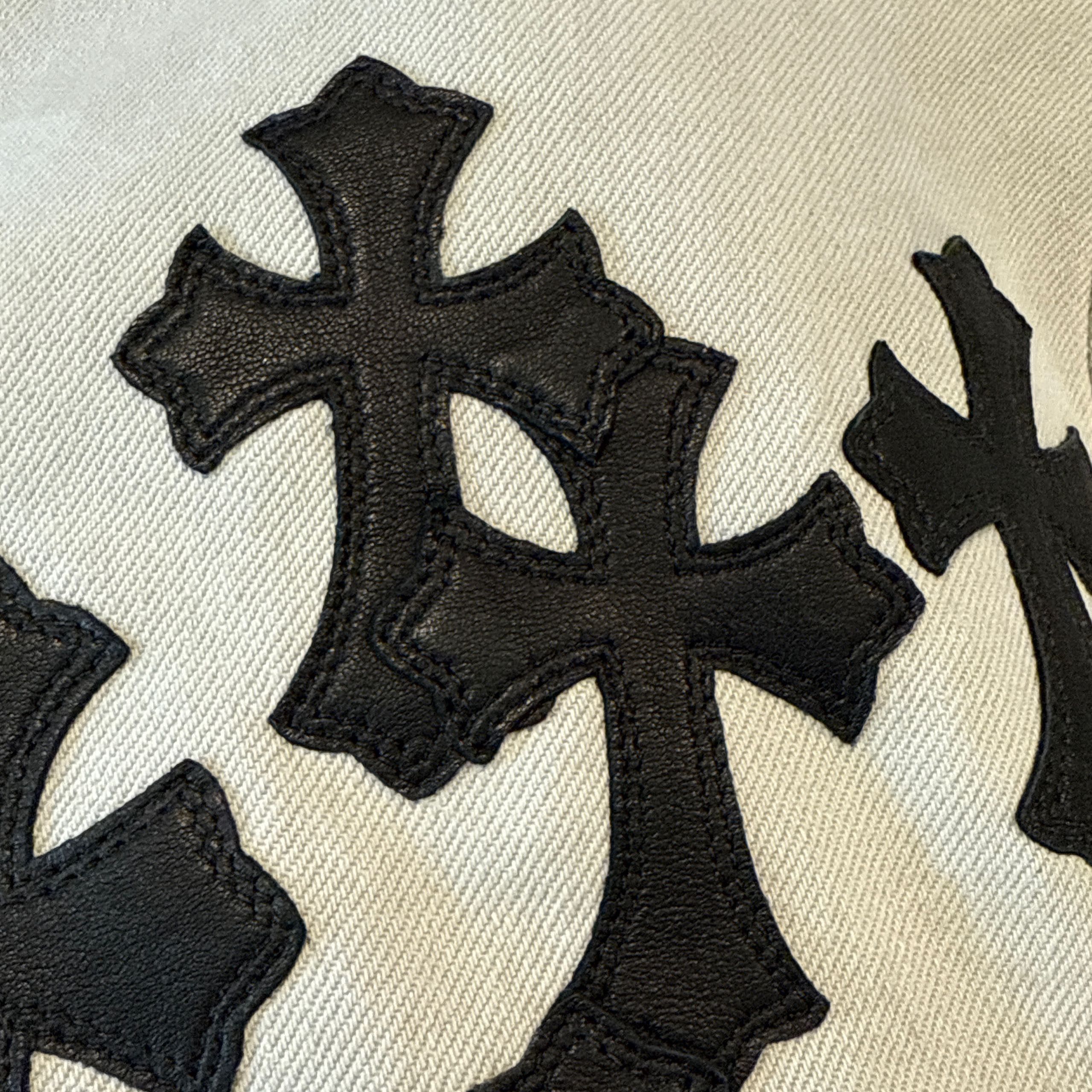 Chrome Hearts Chrome Hearts × Levi’s 501, Lambskin Cross Patch, Light Grey Size US 33 - 15 Thumbnail