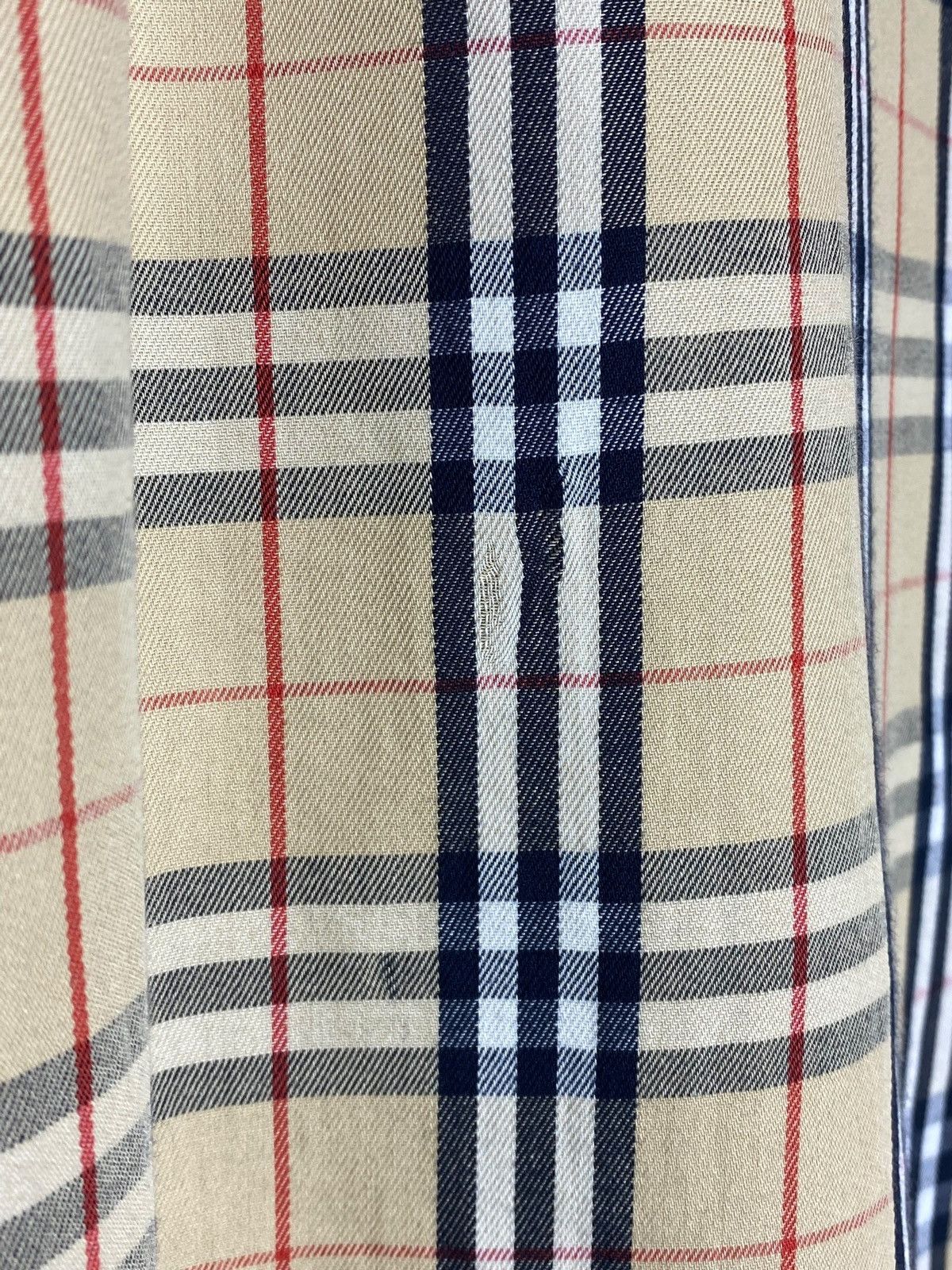 Burberry VINTAGE BURBERRY LONDON NOVA CHECK SHIRT M UK DRILL STYLE Size US M / EU 48-50 / 2 - 13 Thumbnail