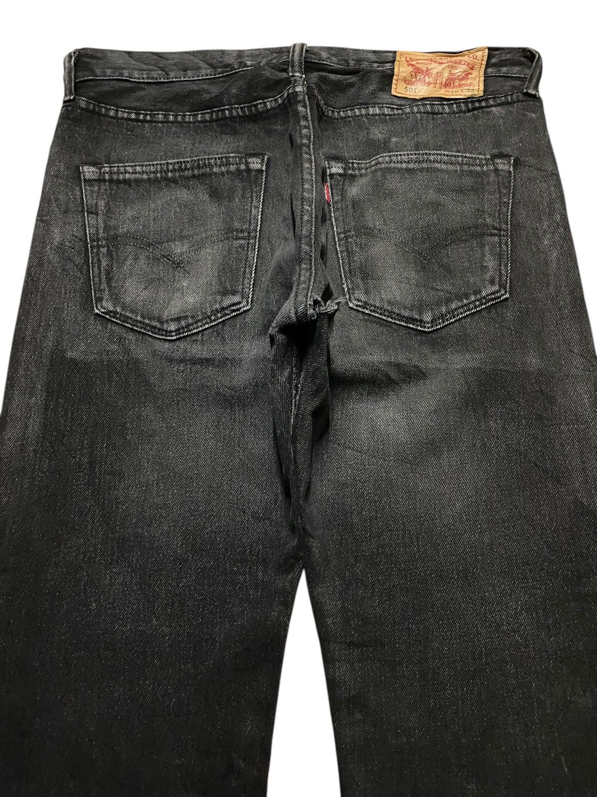 Levi's Vintage Levis 501 Y2K Black Denim Distressed Loose Jeans Size US 32 / EU 48 - 4 Thumbnail