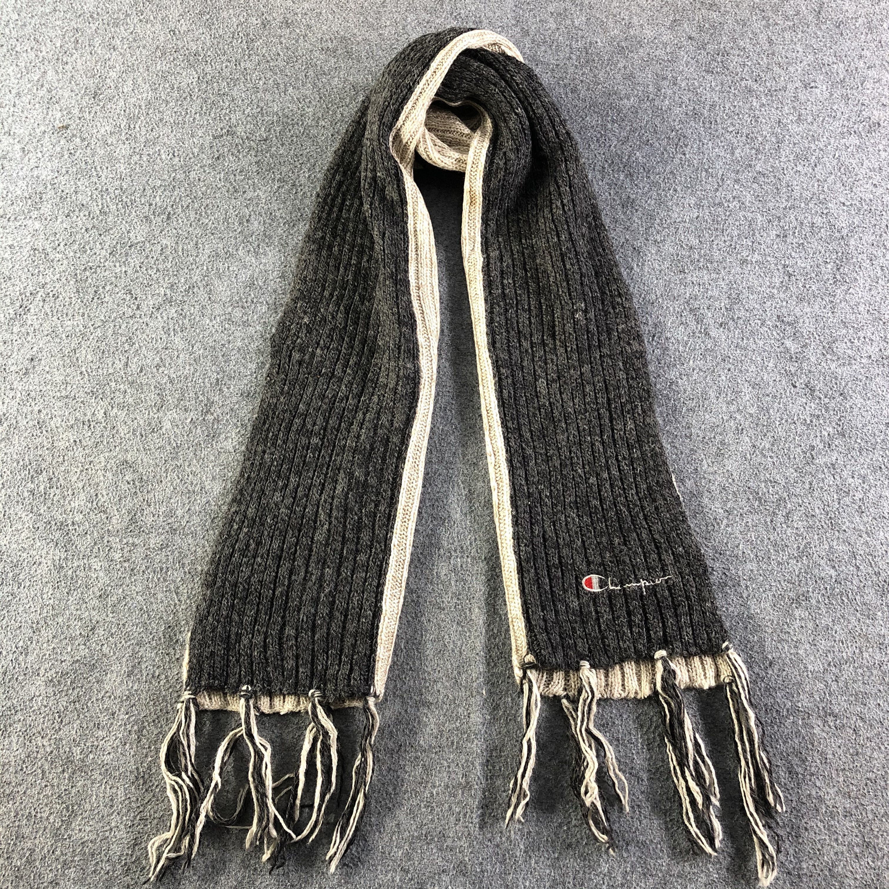 Champion Champion Scarf / Muffler / Neckwear P566 Size ONE SIZE - 1 Thumbnail