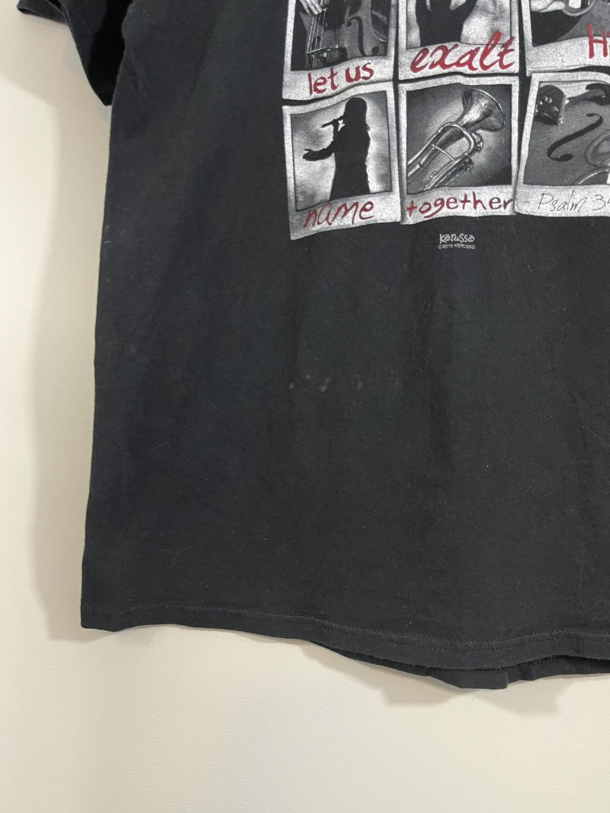 Vintage Faded Bible Quote Polaroid Graphic Distressed Tee Size US M / EU 48-50 / 2 - 6 Thumbnail