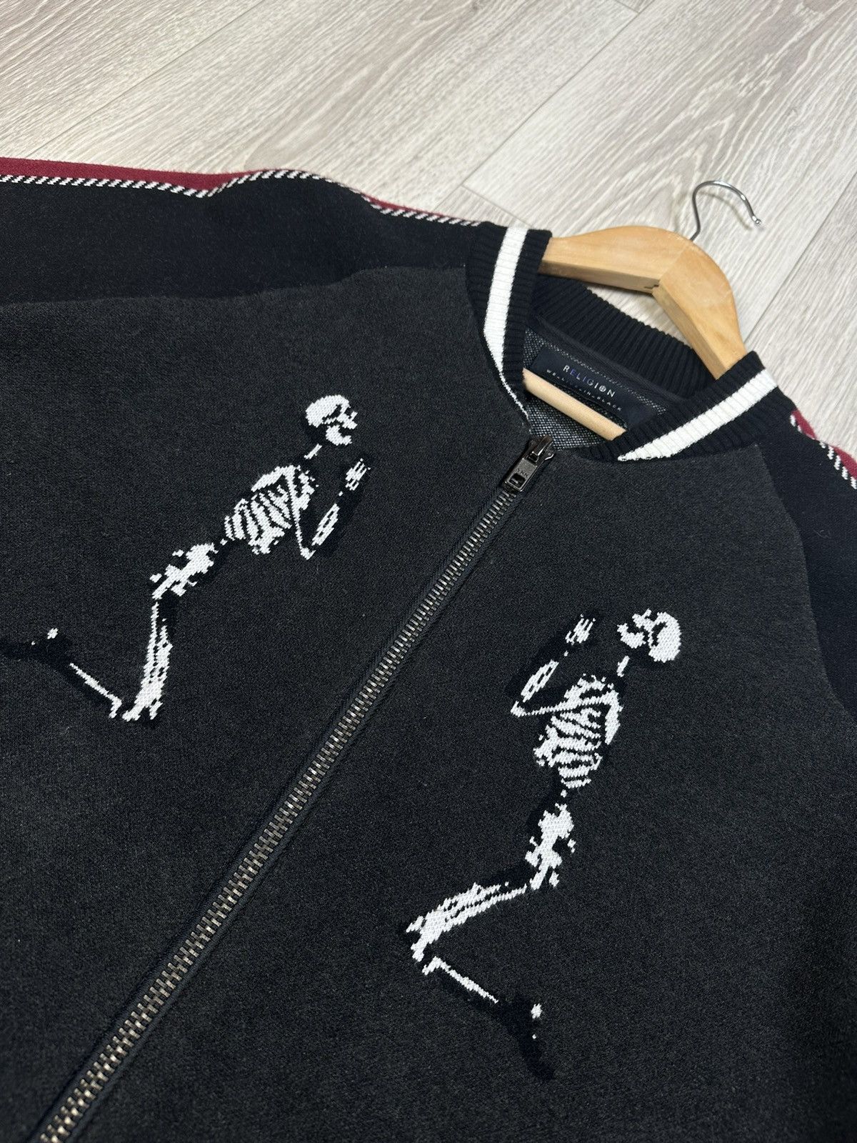 True Religion Religion Big Logo Skeleton Zip Cardigan Sweater Size L Size US L / EU 52-54 / 3 - 5 Thumbnail