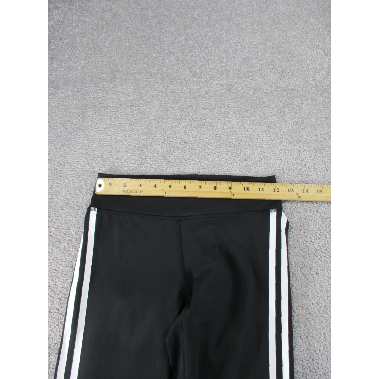 Adidas Adidas Leggings Womens Small Black White Workout Gym Leggings Athletic Activewear Slim Capris Athletic Black Womens XS? Size 28" / US 6 / IT 42 - 6 Thumbnail