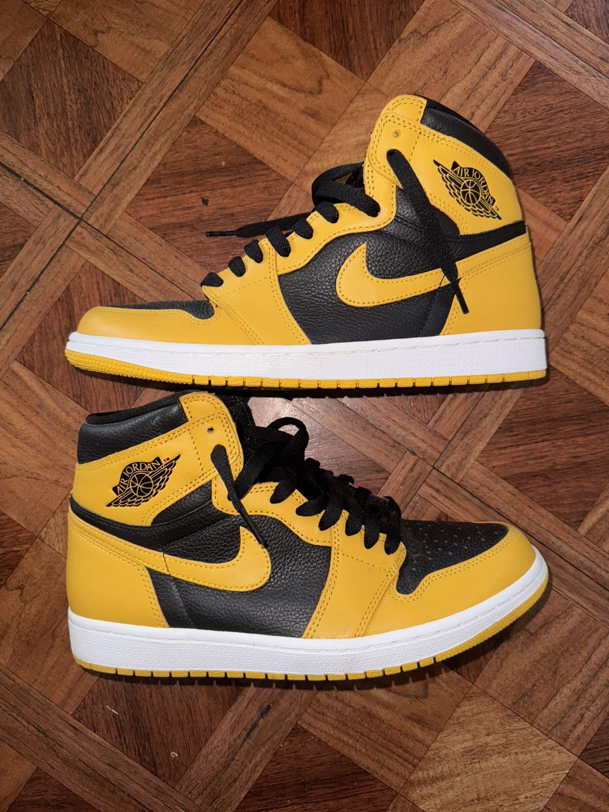 Jordan Brand × Nike Jordan 1 Pollen Size US 9.5 / EU 42-43 - 1 Thumbnail
