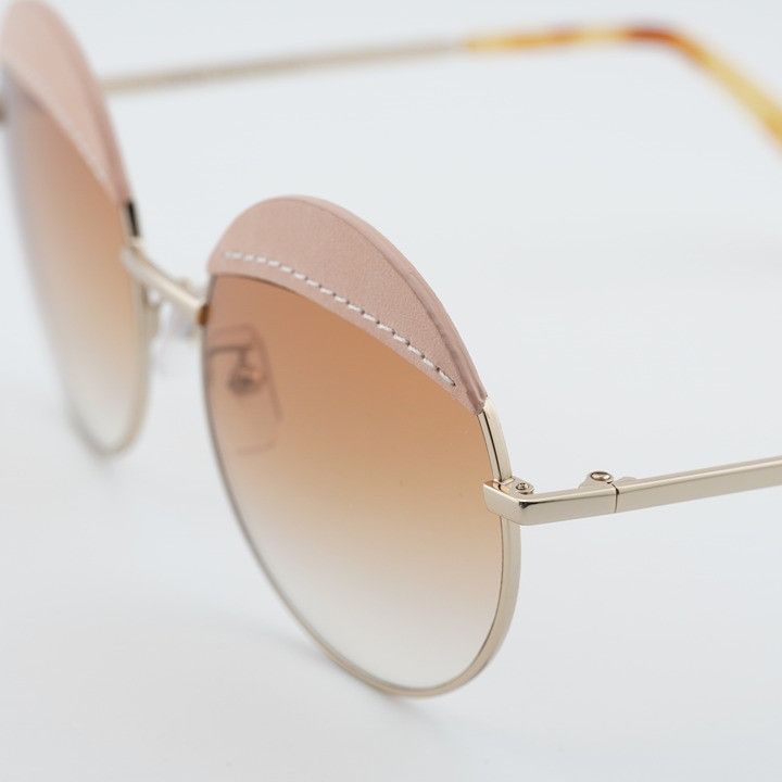 Loewe Loewe LW40007U 33F Sunglasses Gold/Pink Leather Round Frame Size ONE SIZE - 9 Thumbnail