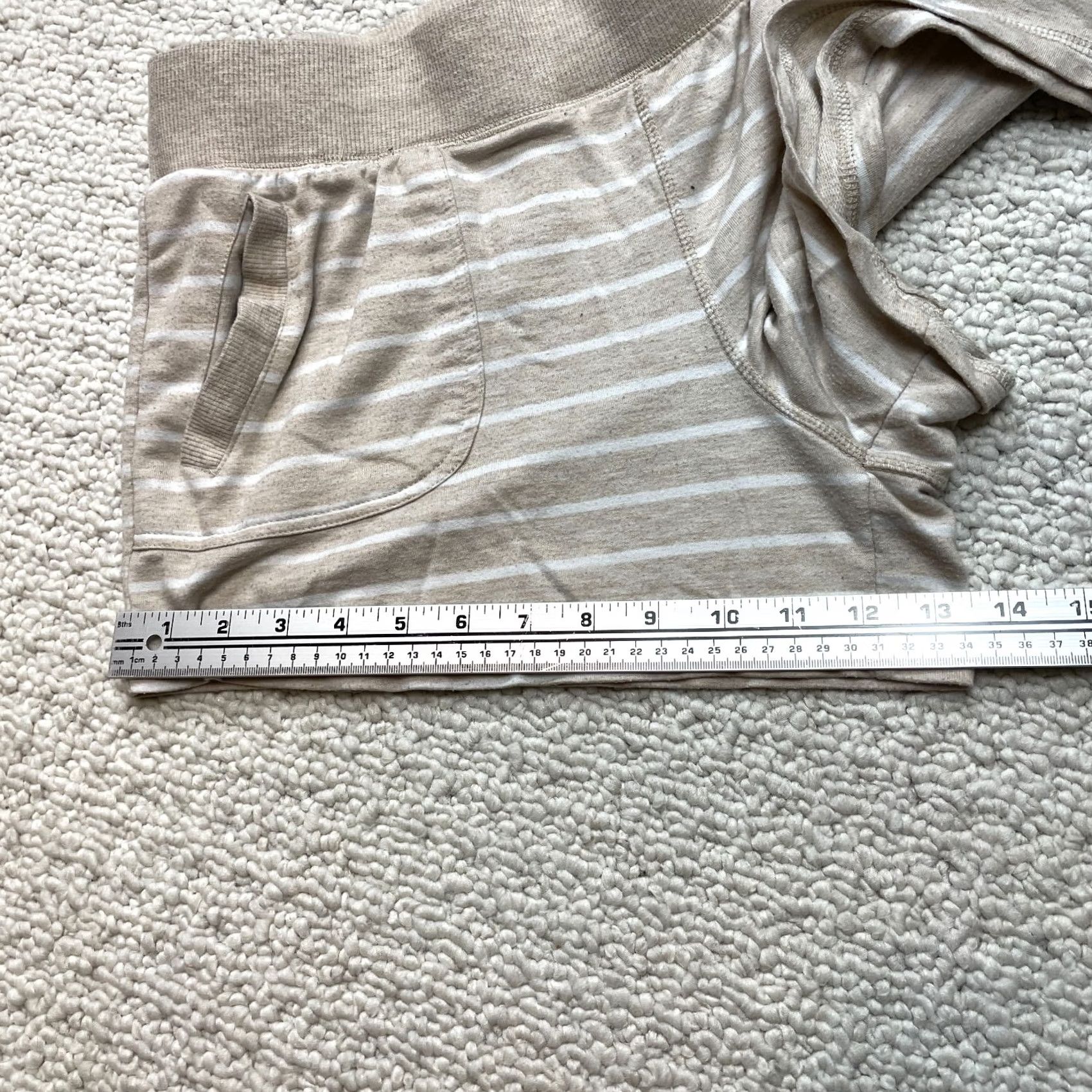 Athletic Works VINTAGE Athletic Works Sweatshorts Womens Large 12-14 Beige Striped Pockets 34x3.5 Soft Size 36" / US 14 / IT 50 - 4 Thumbnail