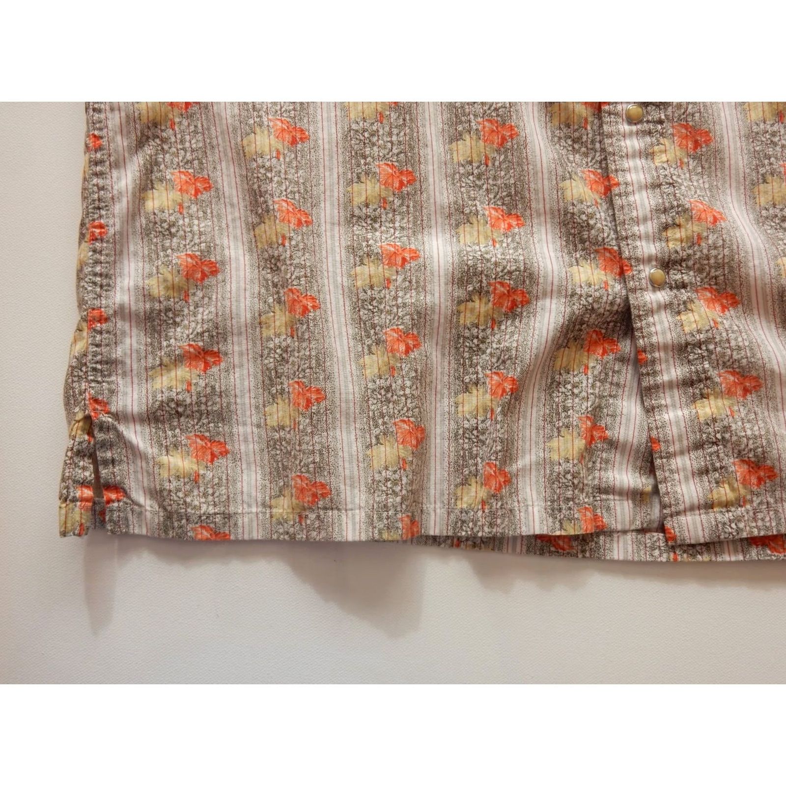 Kenneth Cole Kenneth Cole Men's Button-Up Shirt Short Sleeve Floral Beige Cotton Denim L Men合彩 Size US L / EU 52-54 / 3 - 3 Thumbnail
